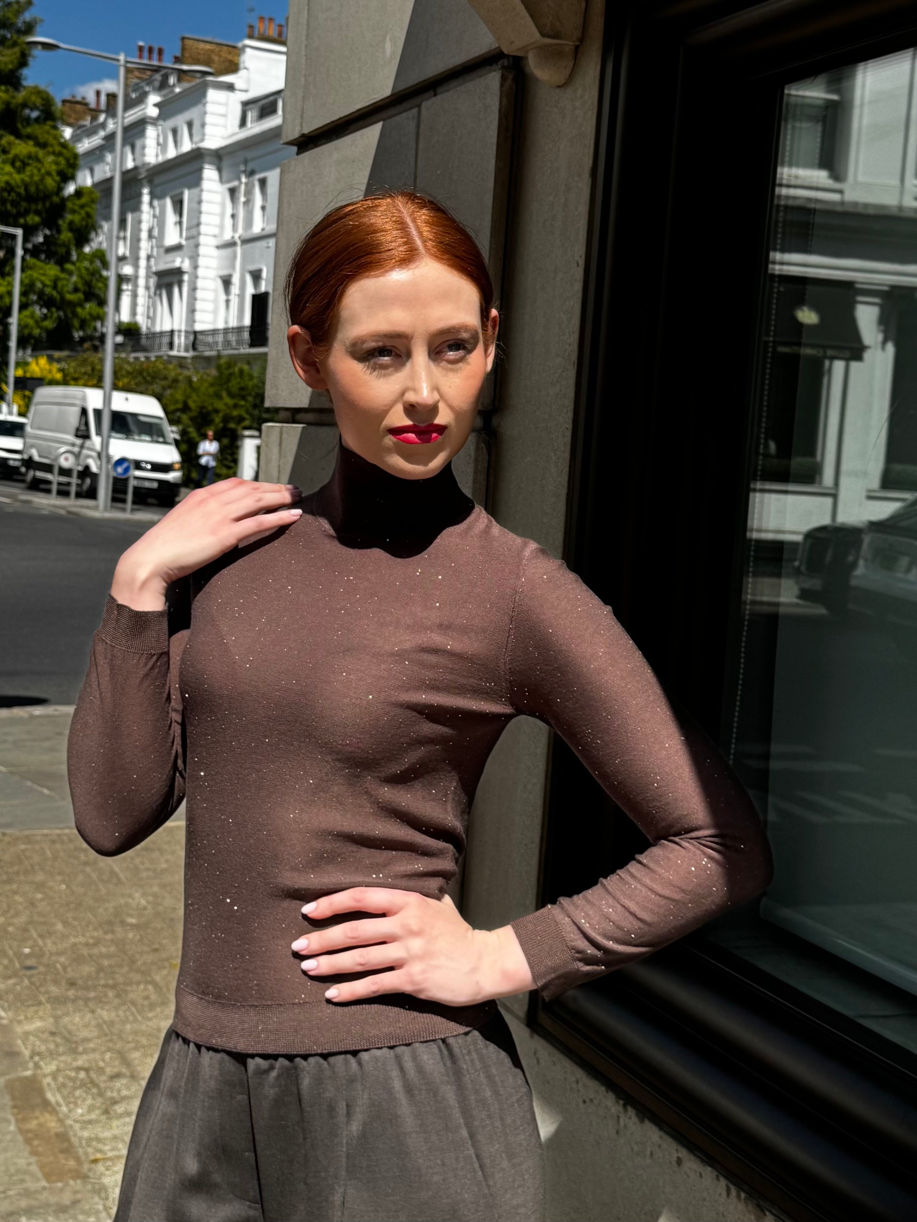 TURTLE NECK WITH SEQUENCE- MARRONE