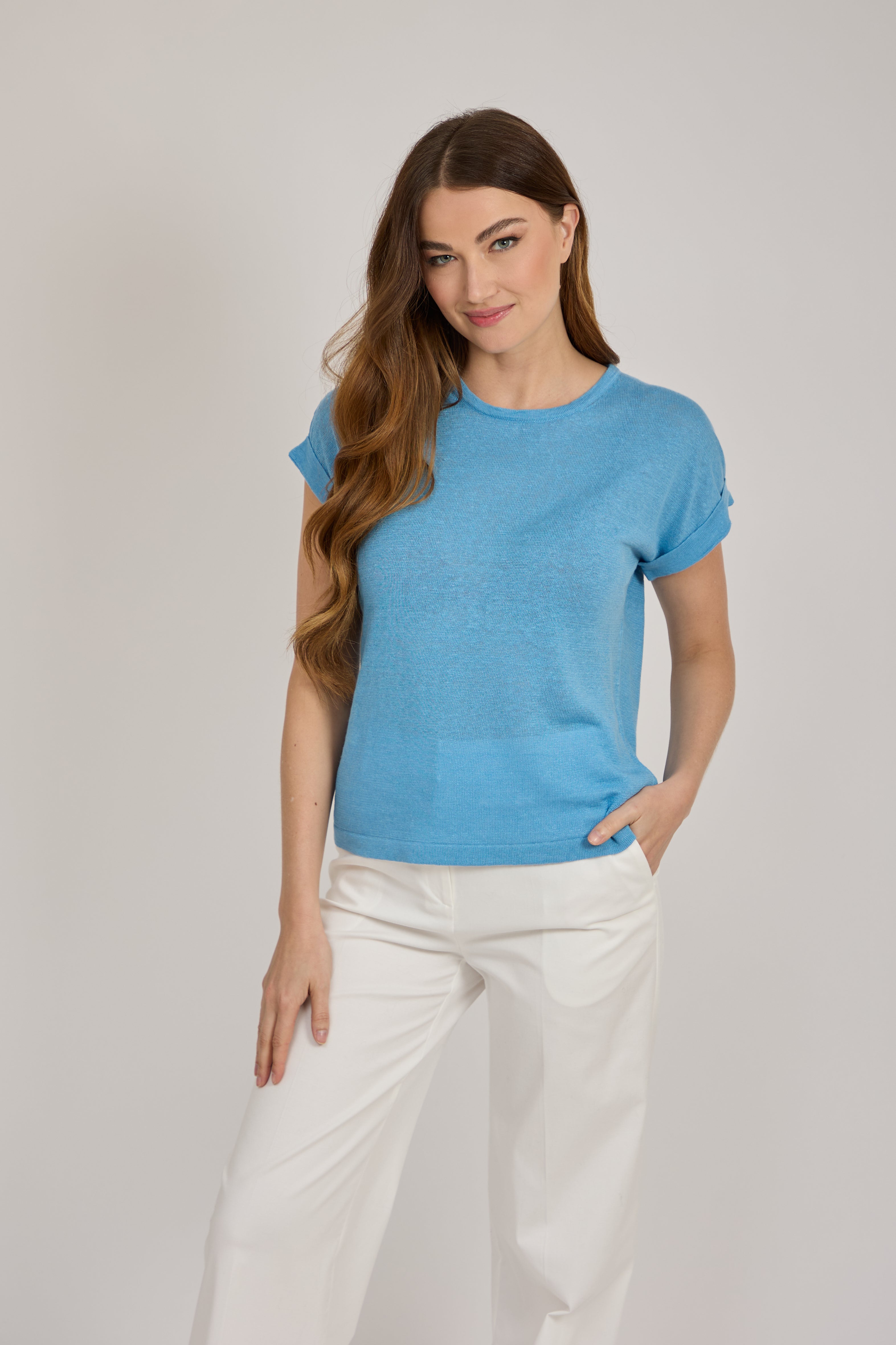 ROUND NECK LINEN TOP-AZUR
