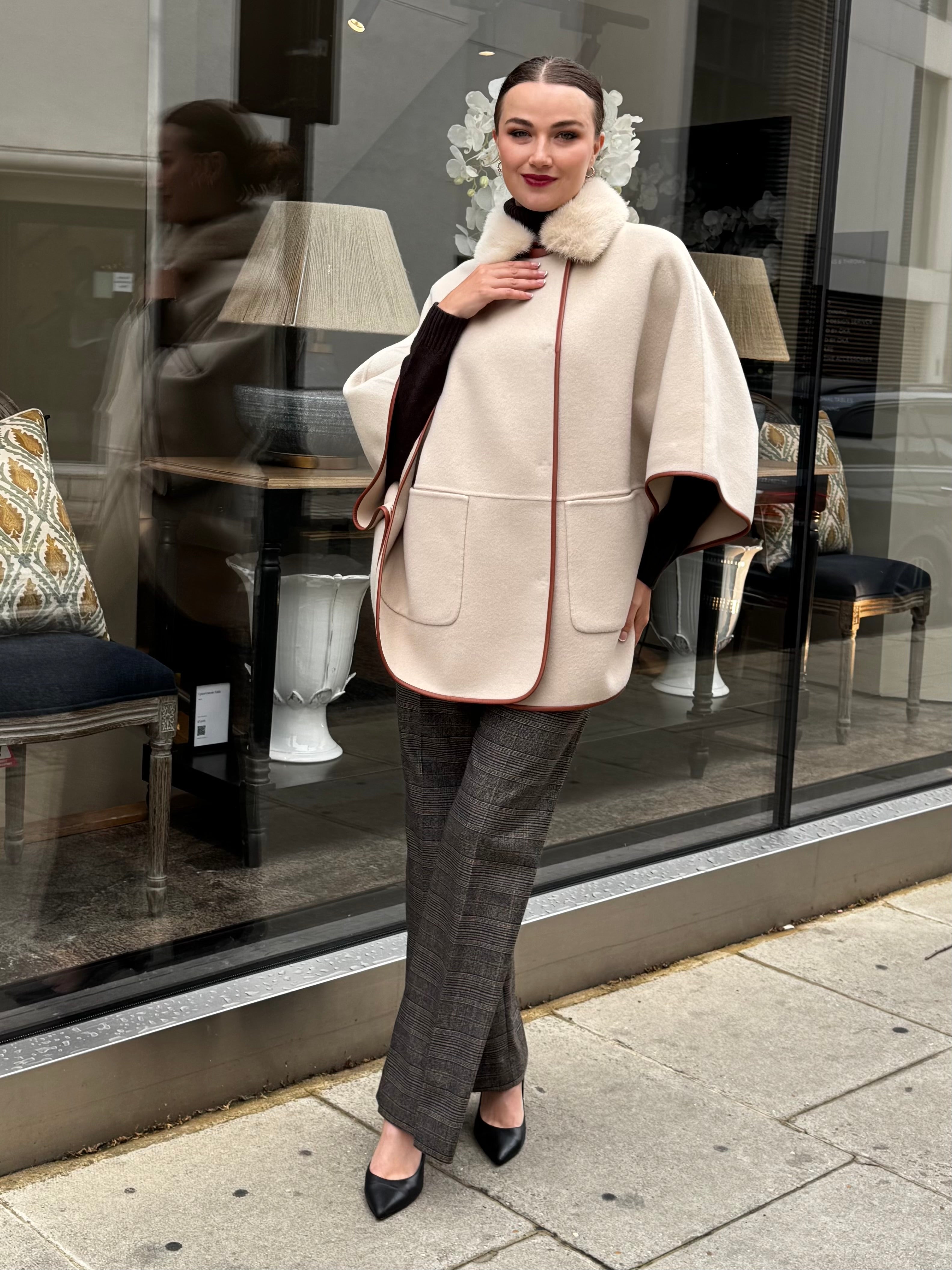 CAPE WITH MINK COLLAR
