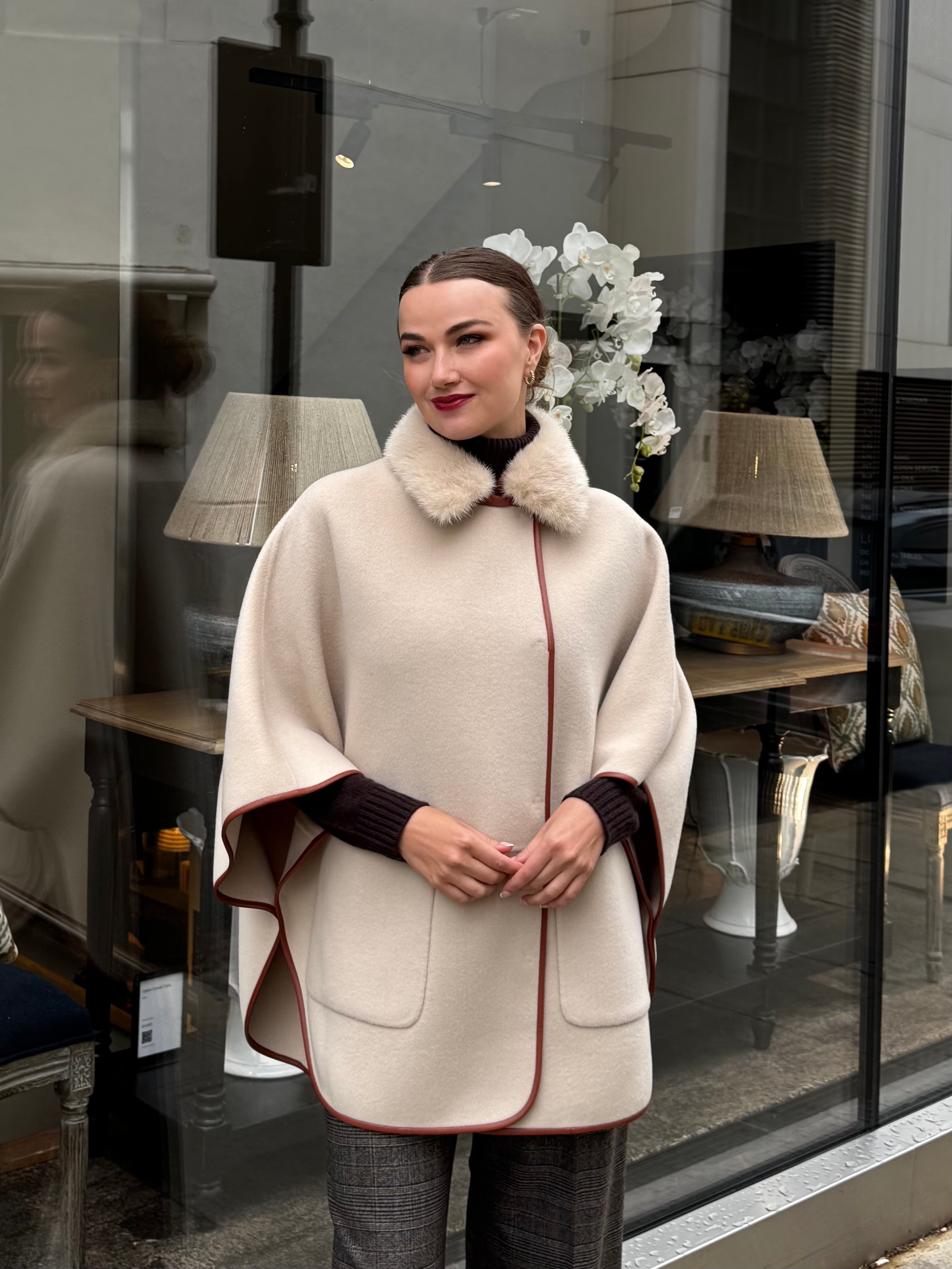 CAPE WITH MINK COLLAR
