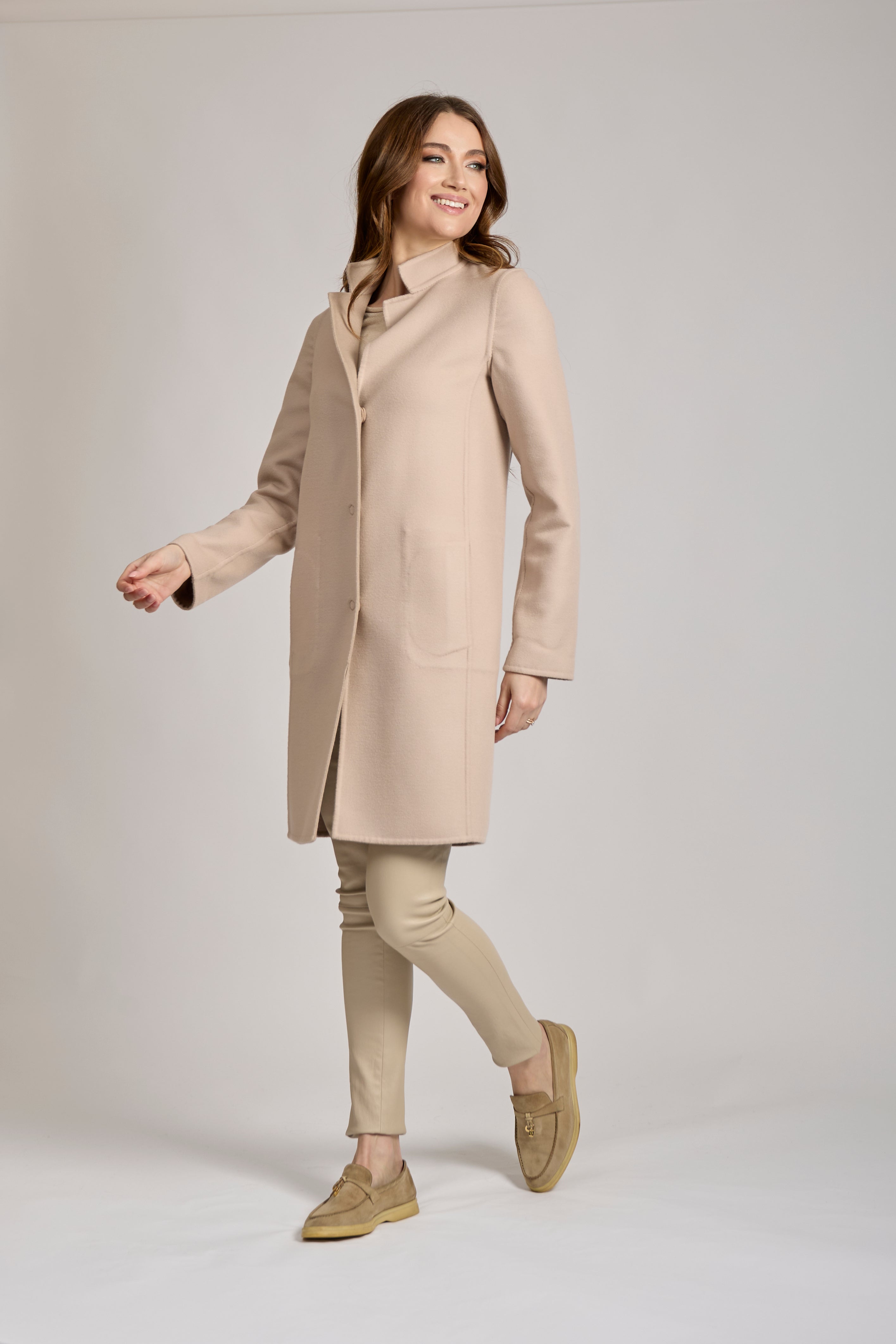 Manteau réversible en cachemire nude