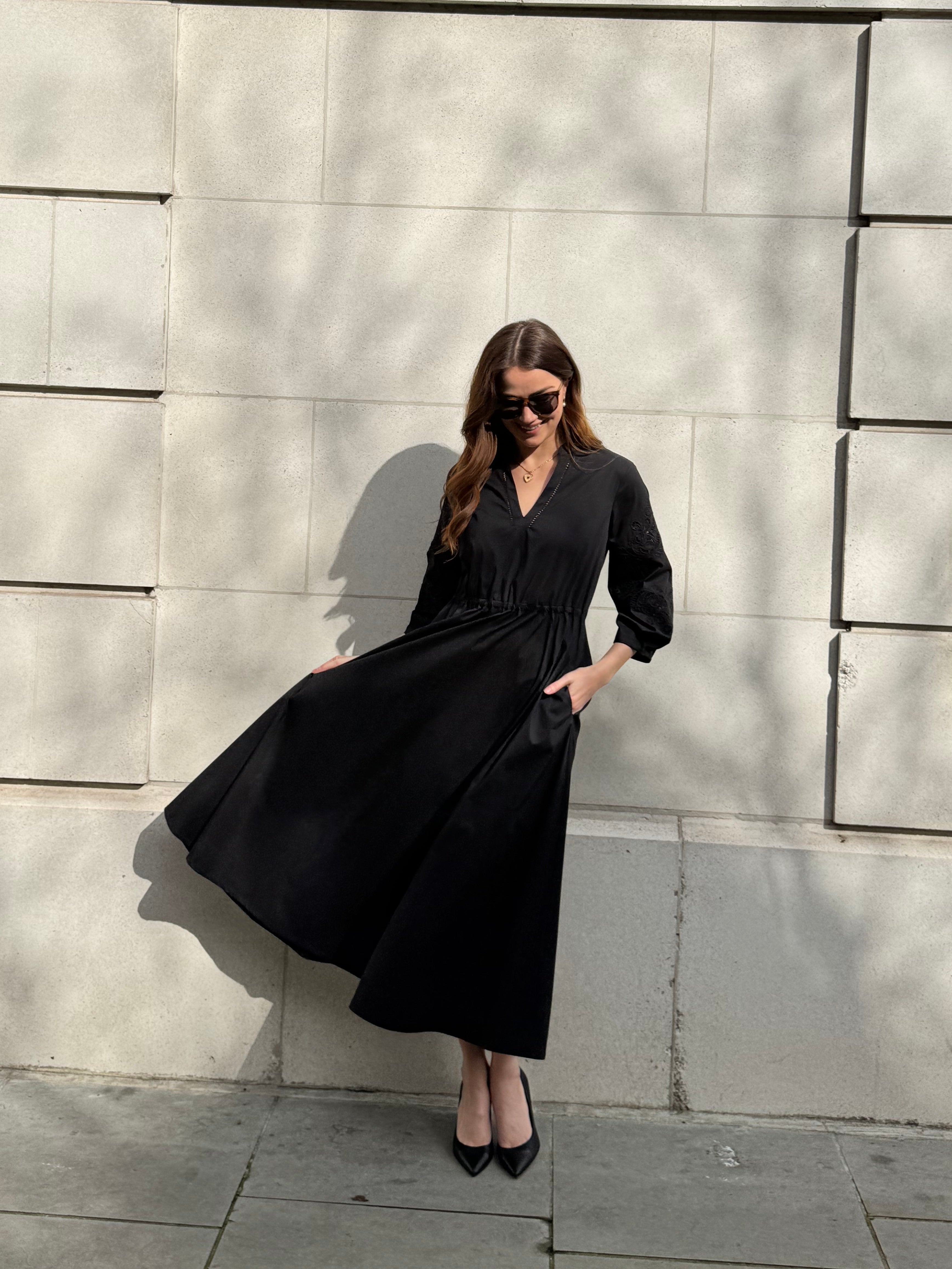 EMBROIDERY DRESS-BLACK