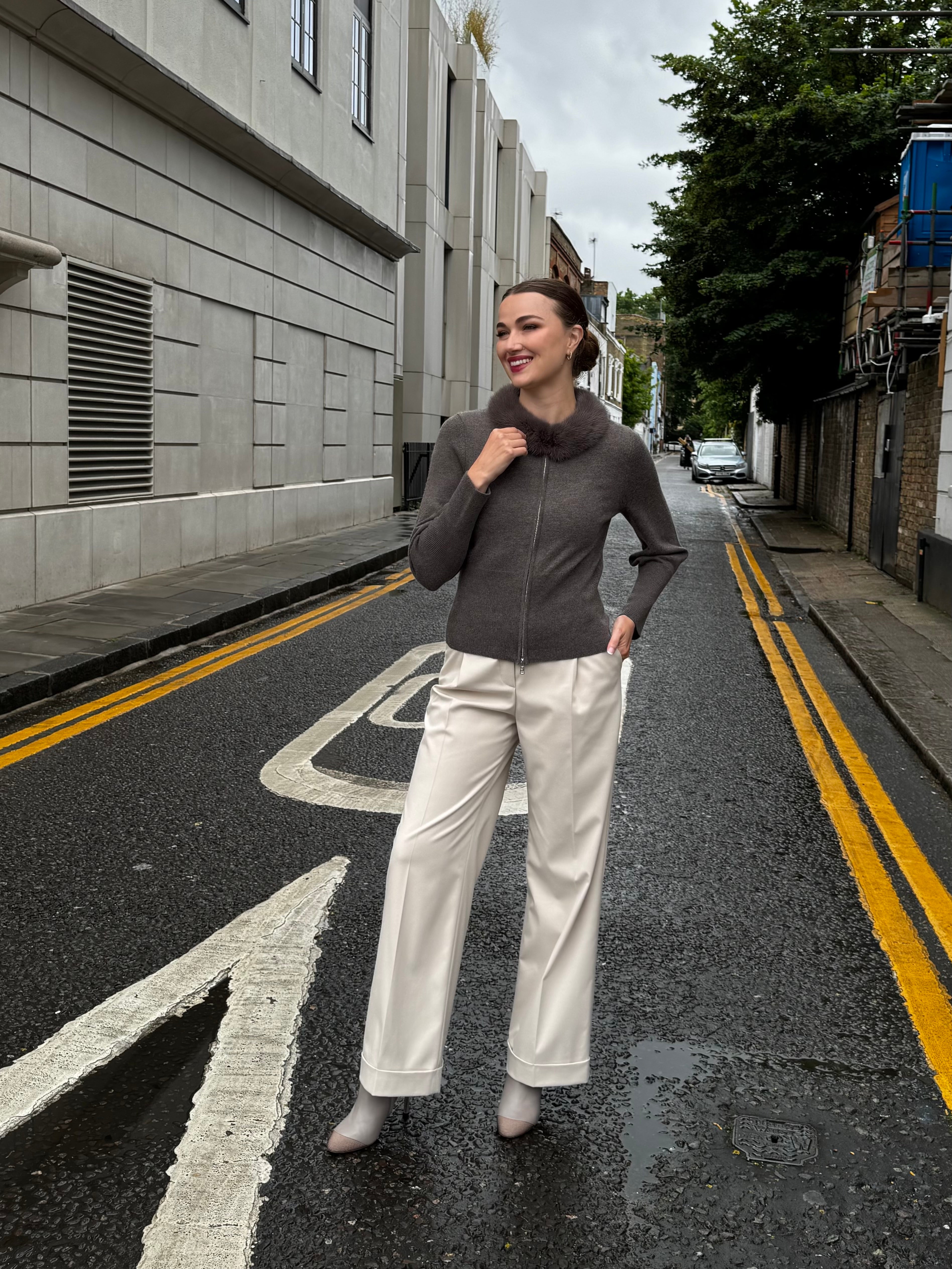 CASHMERE CARDIGAN WITH MINK COLLAR-BROWN