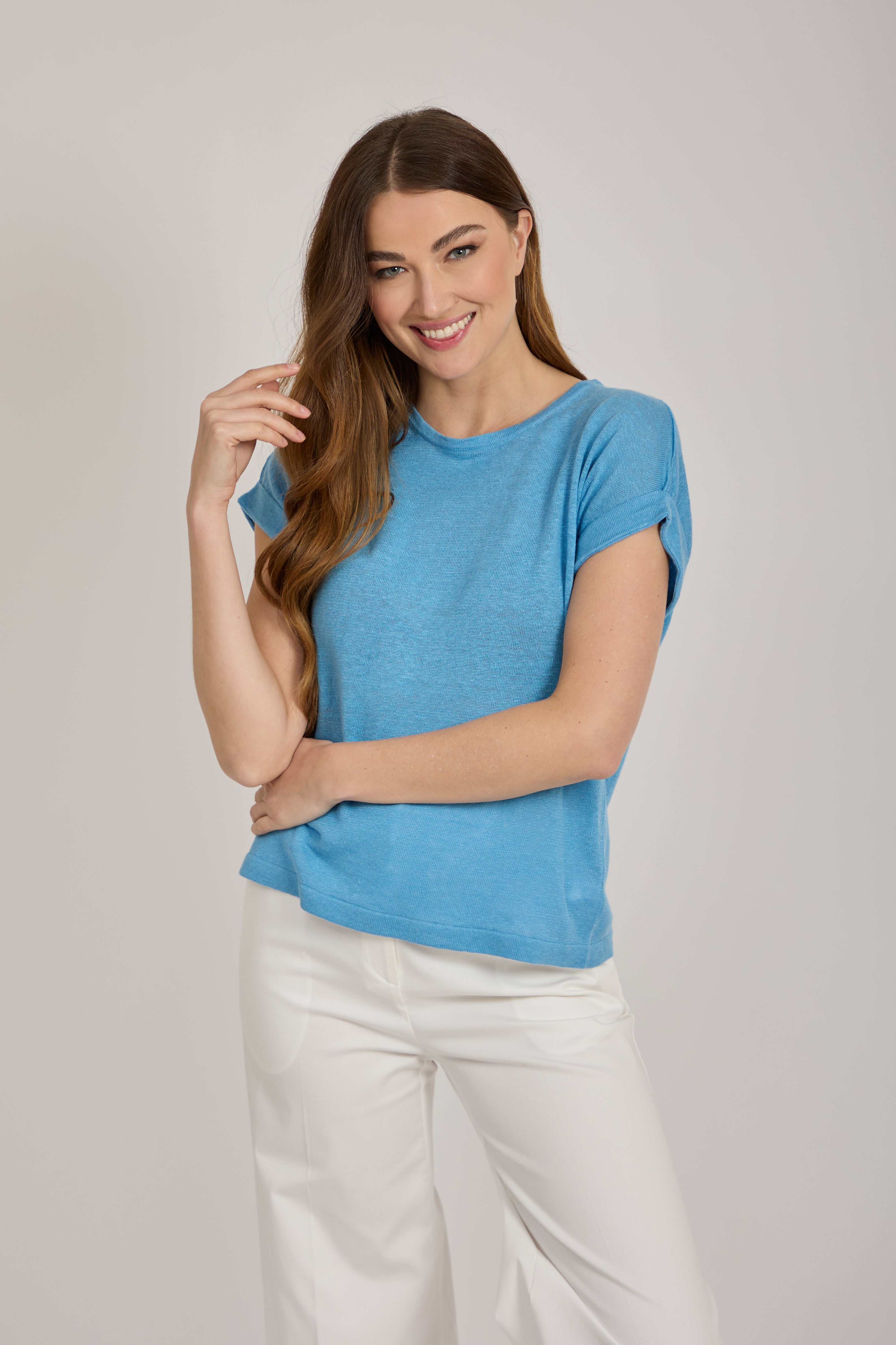 ROUND NECK LINEN TOP-AZUR