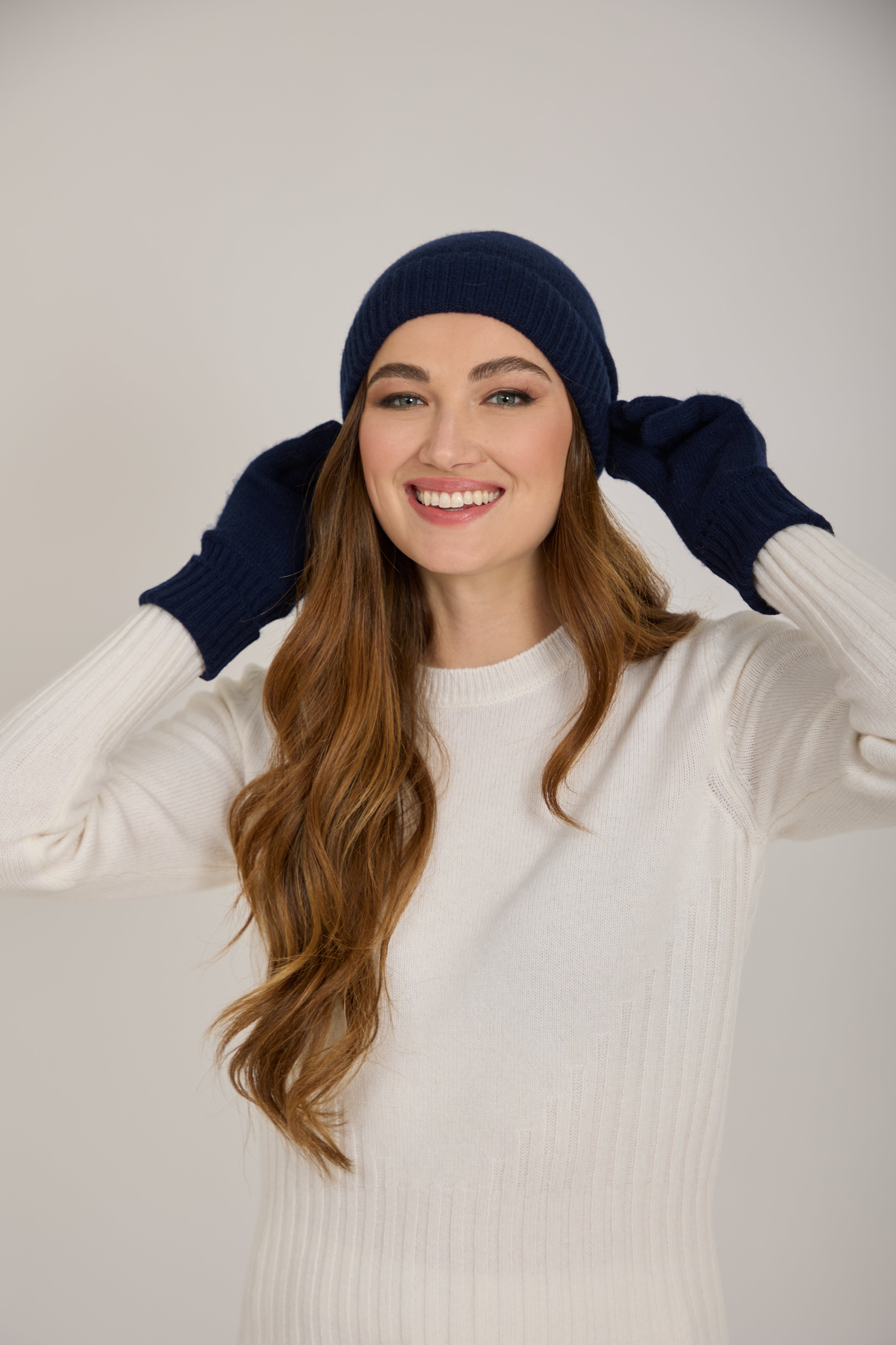 RIBBED CASHMERE HAT-NAVY