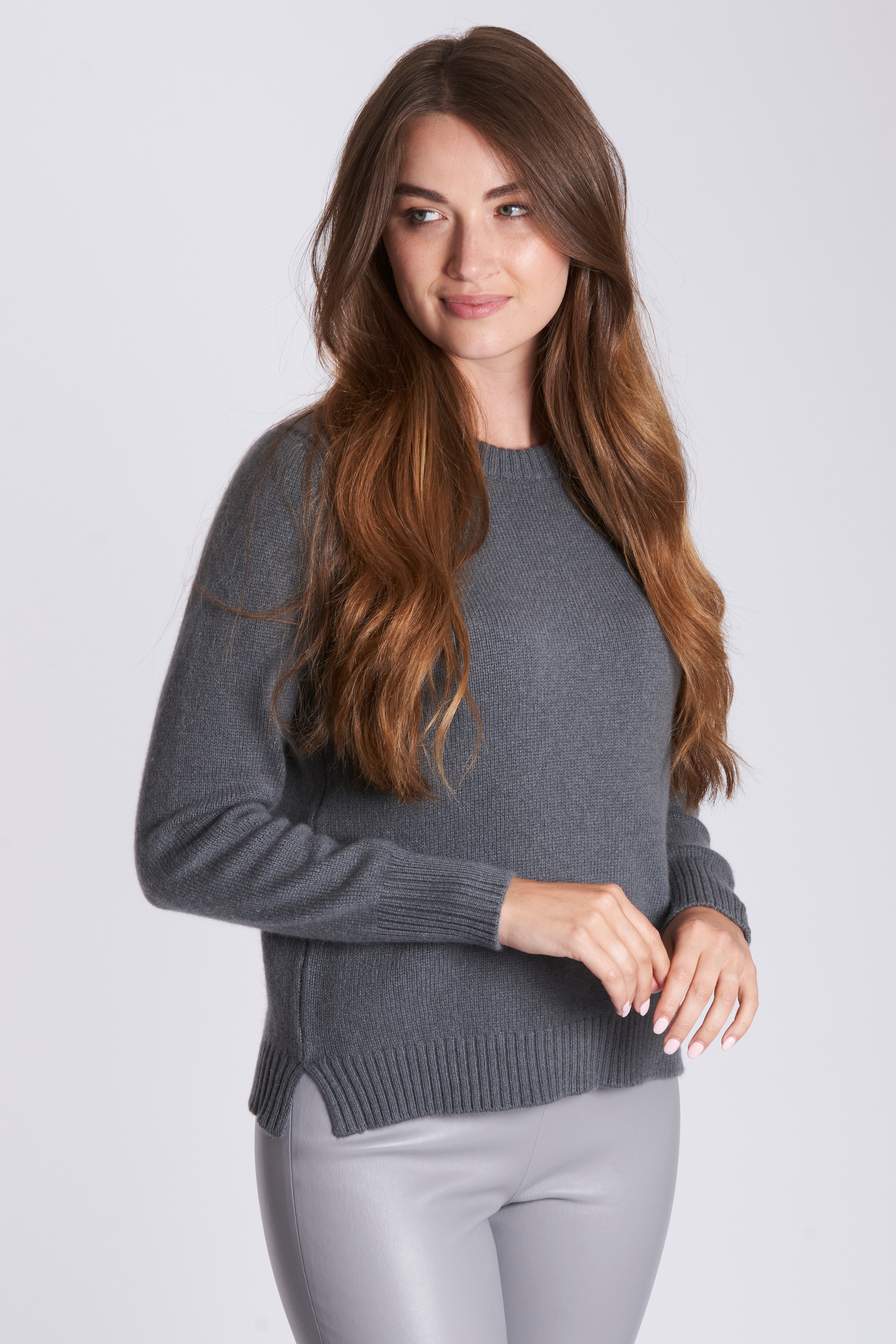 Pull ras du cou en cachemire anthracite
