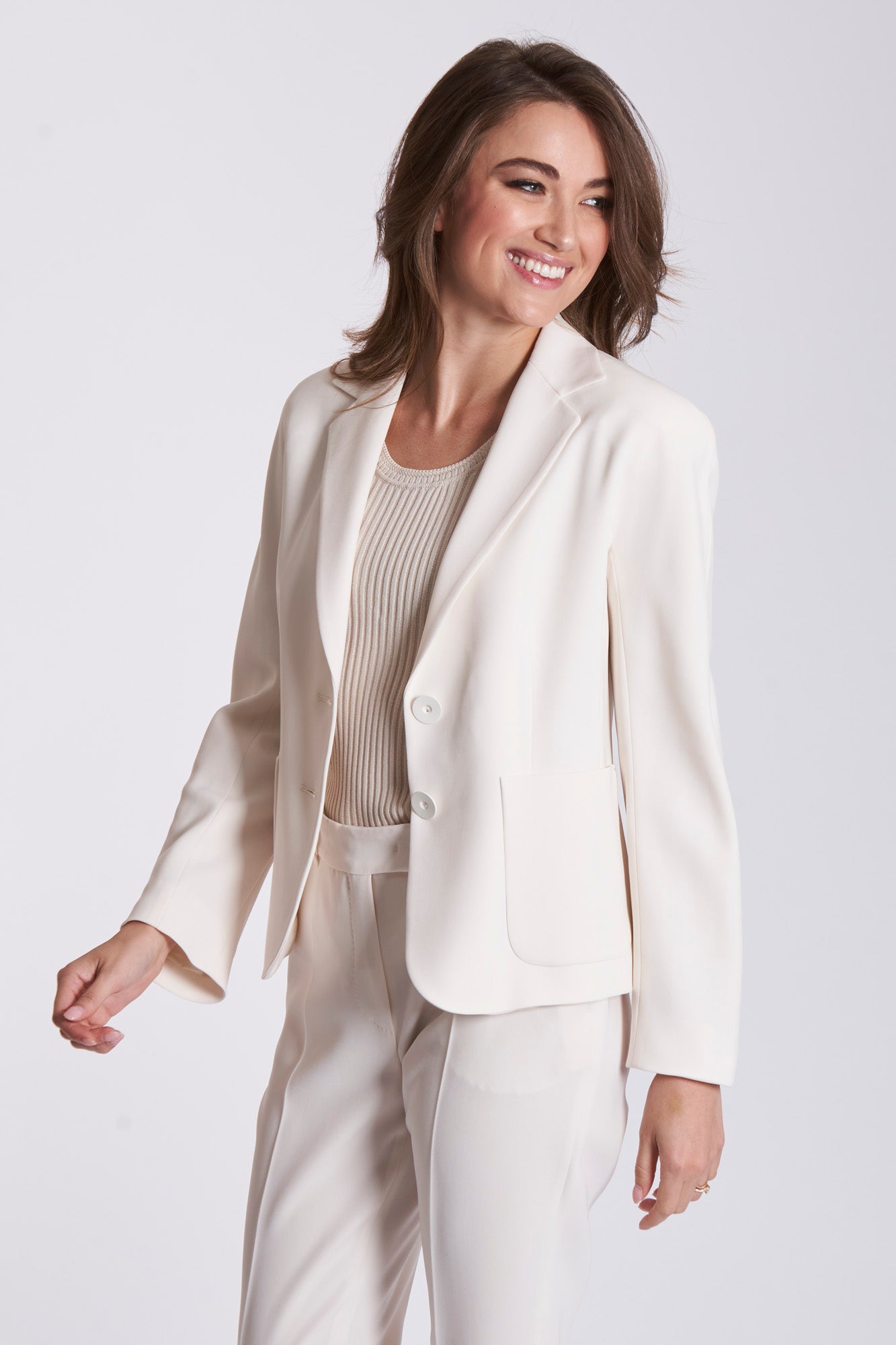 Veste courte en cachemire blanc cassé