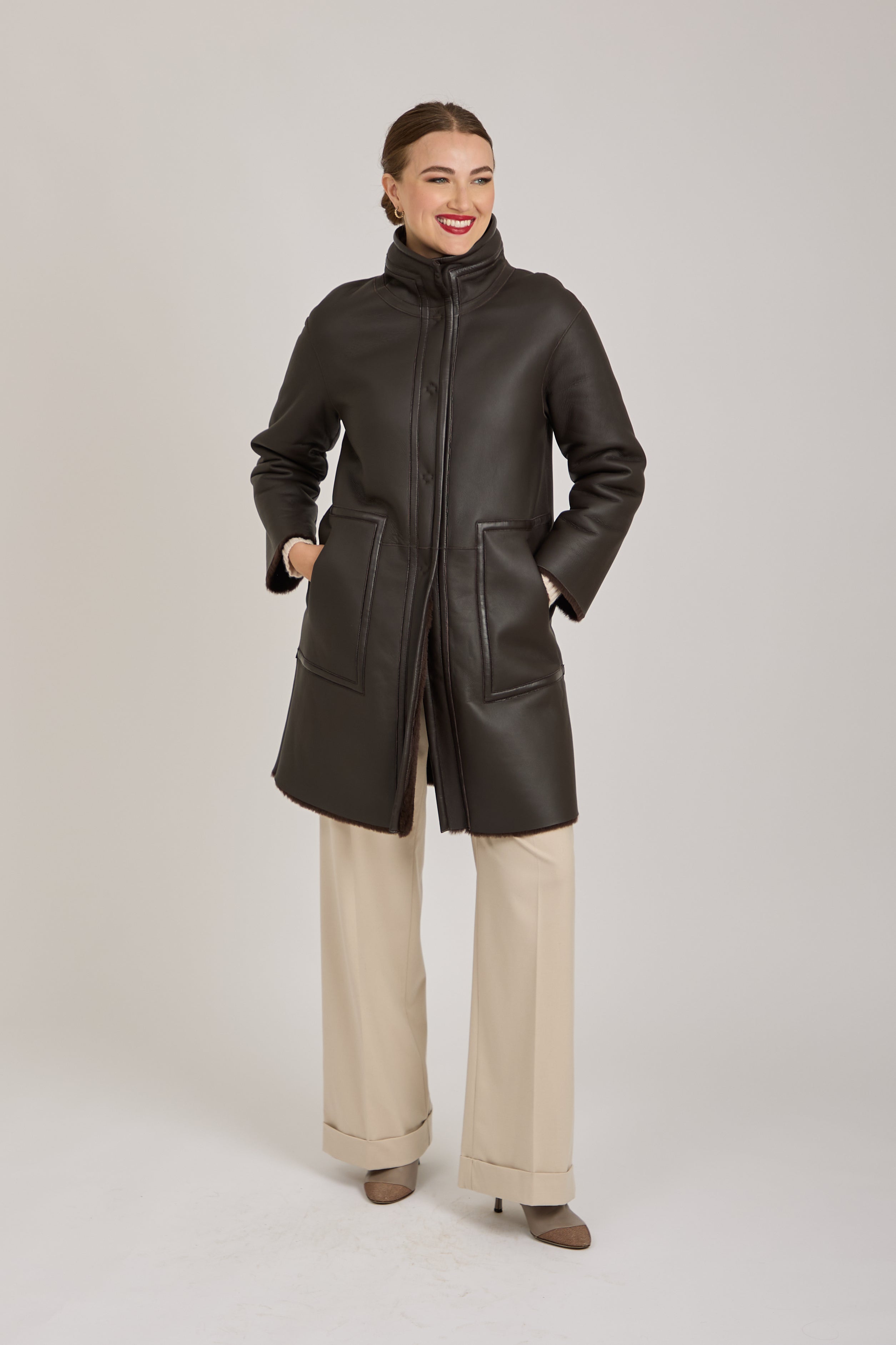 REVERSIBLE SHEARLING JACKET WITH LEATHER DETAILS - FONDENTE