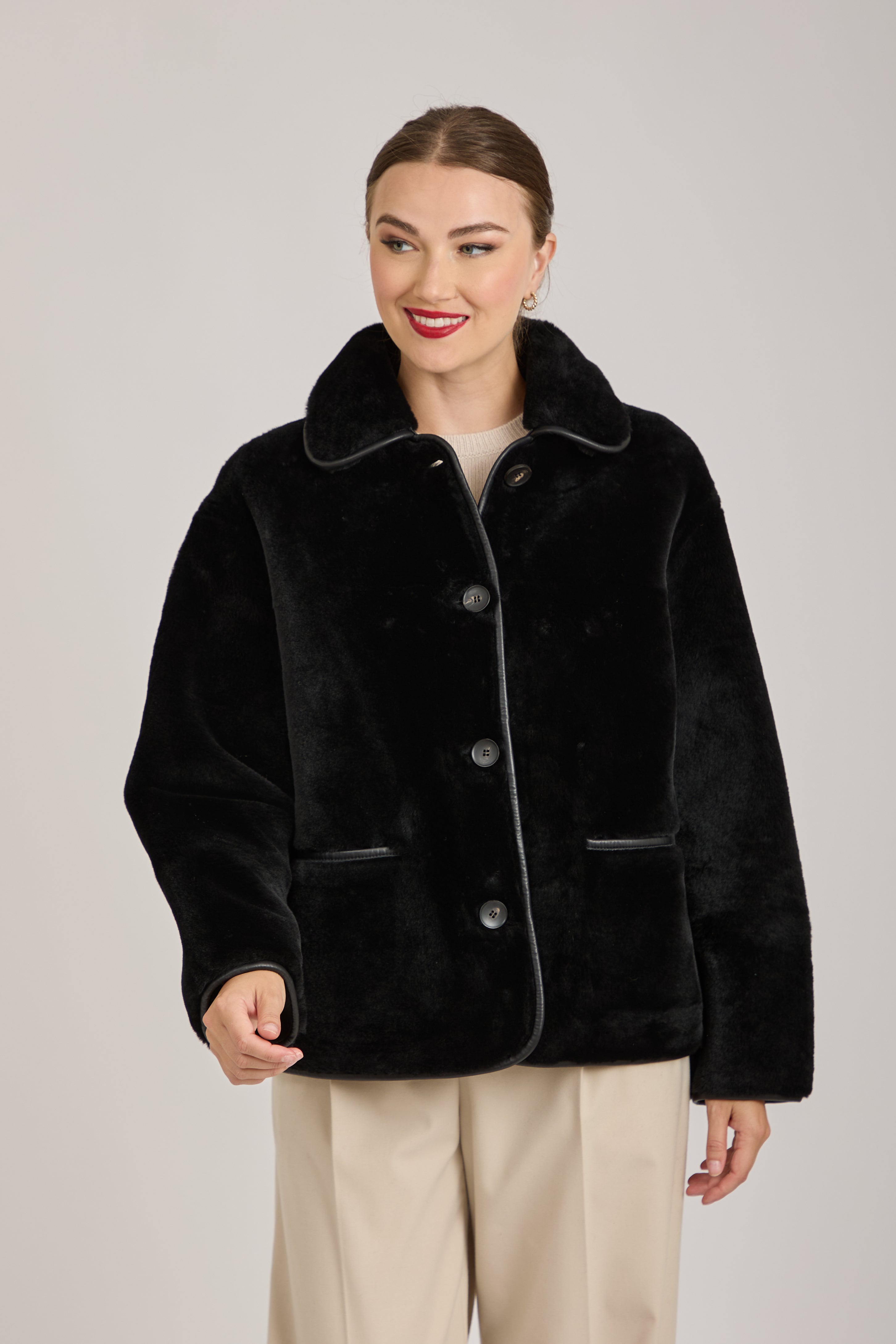 REVERSIBLE SHEARLING JACKET-BLACK