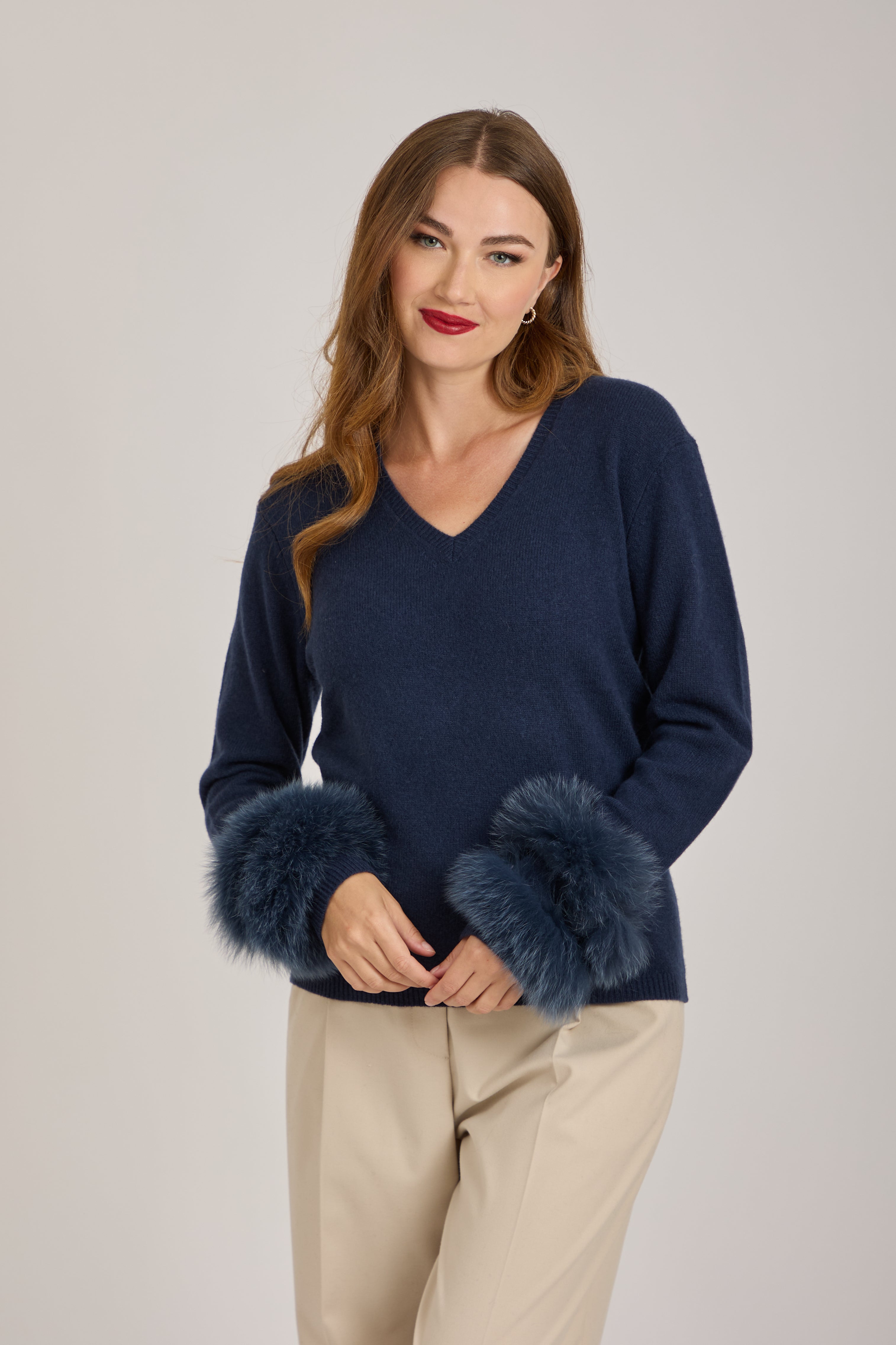 CASHMERE JUMPER WITH FUR DETAILS- NAVY