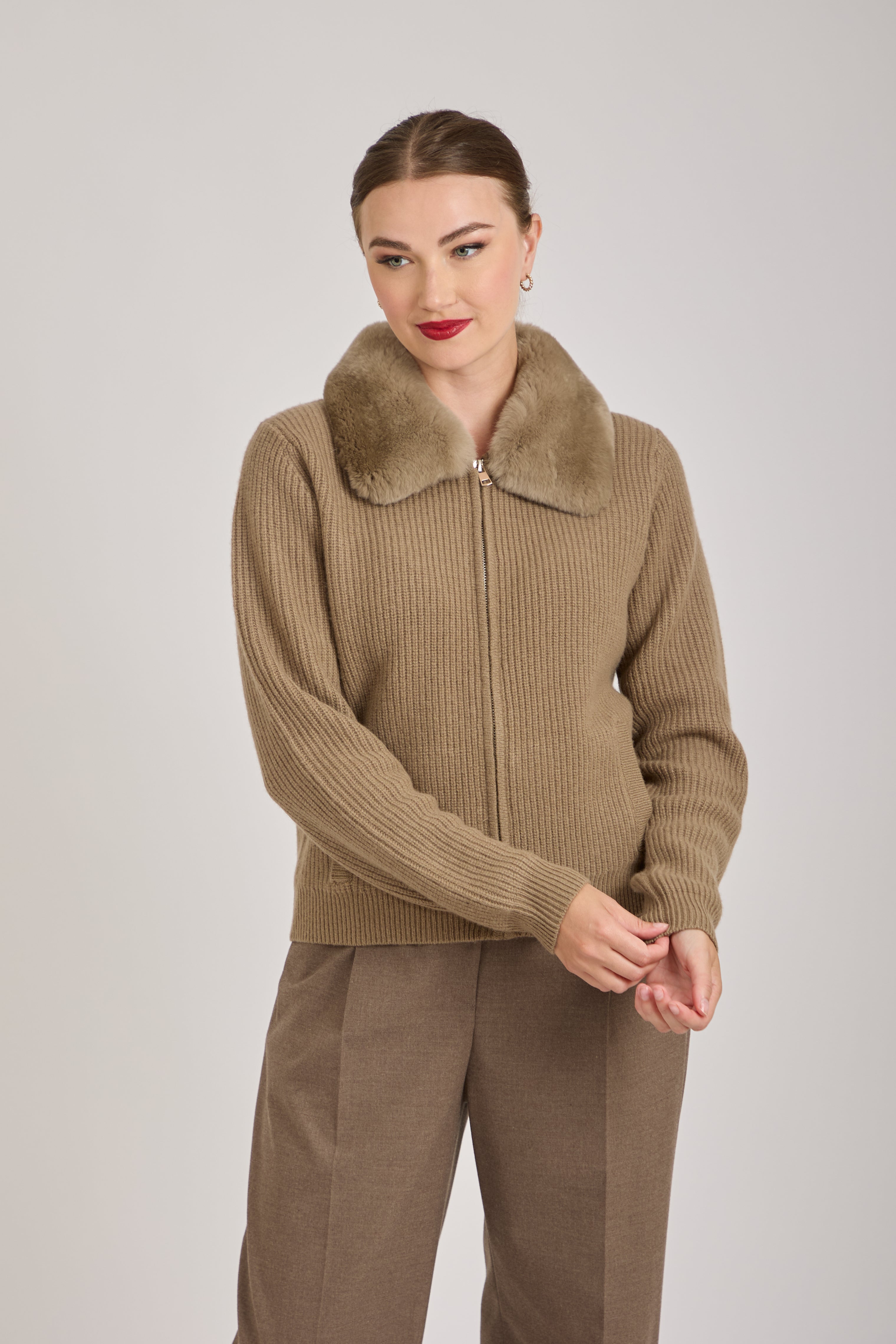 CASHMERE CARDIGAN WITH REX COLLAR-BRUN