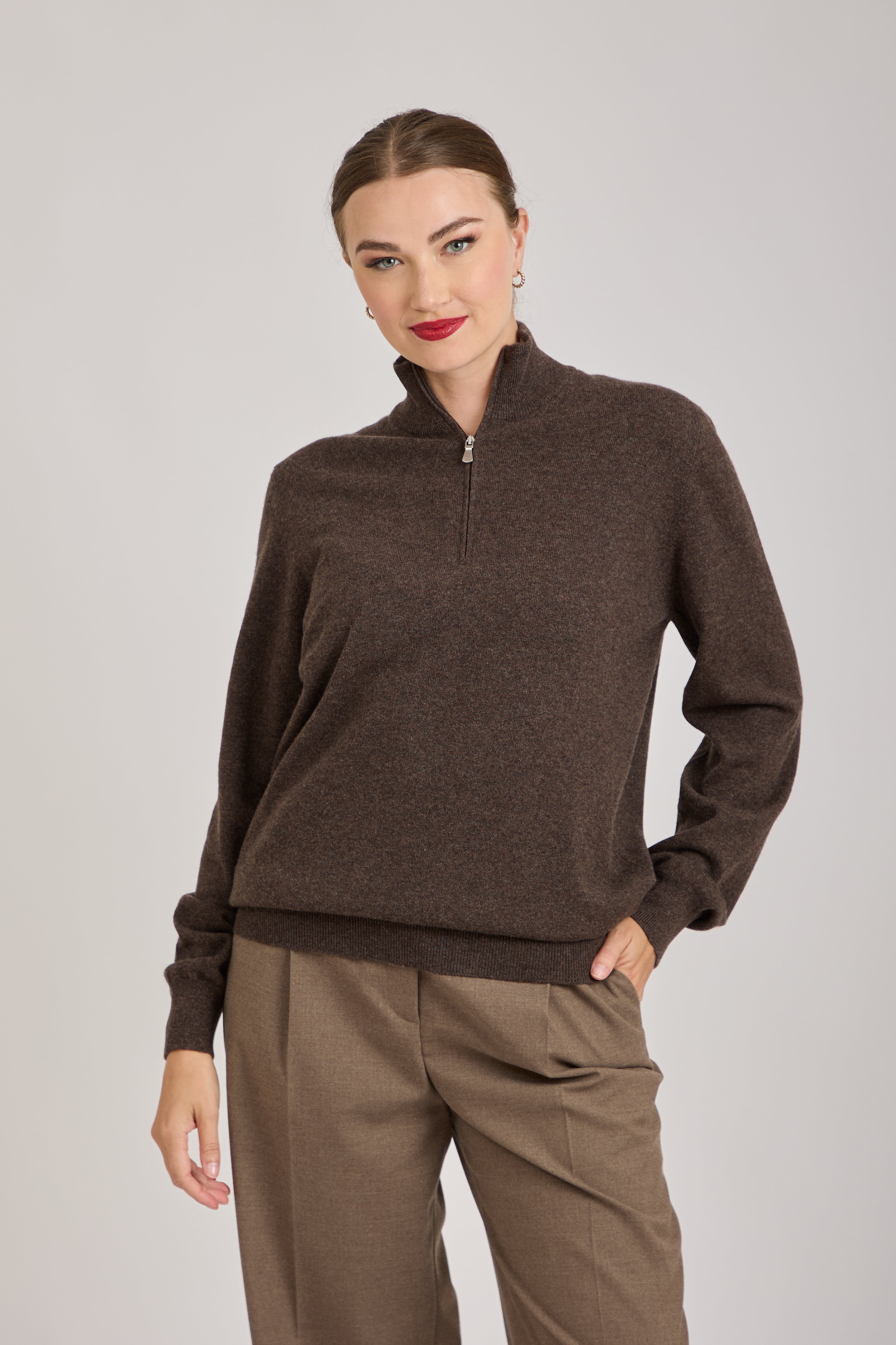 JUMPER WITH ZIP-BROWN