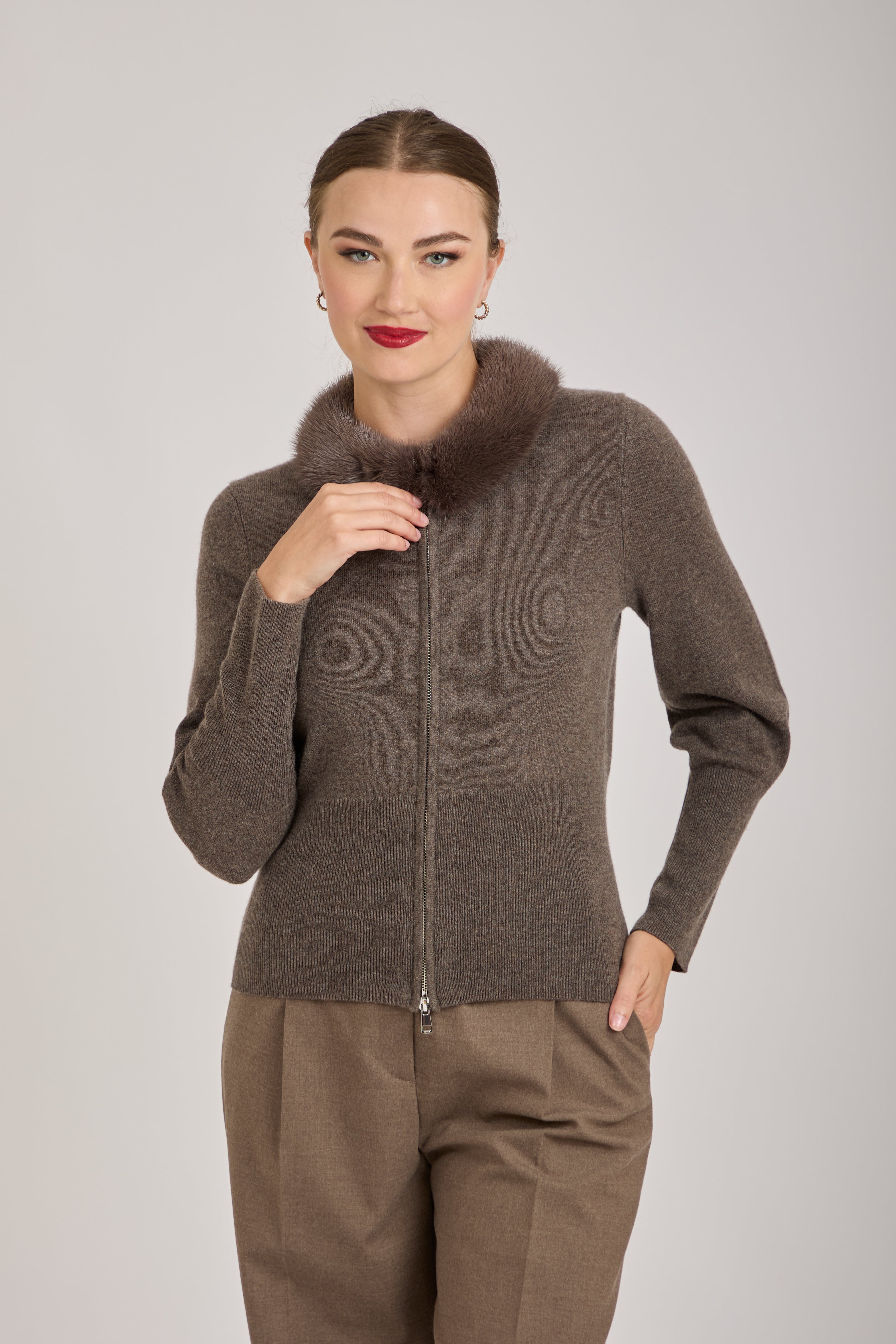 CASHMERE CARDIGAN WITH MINK COLLAR-BROWN
