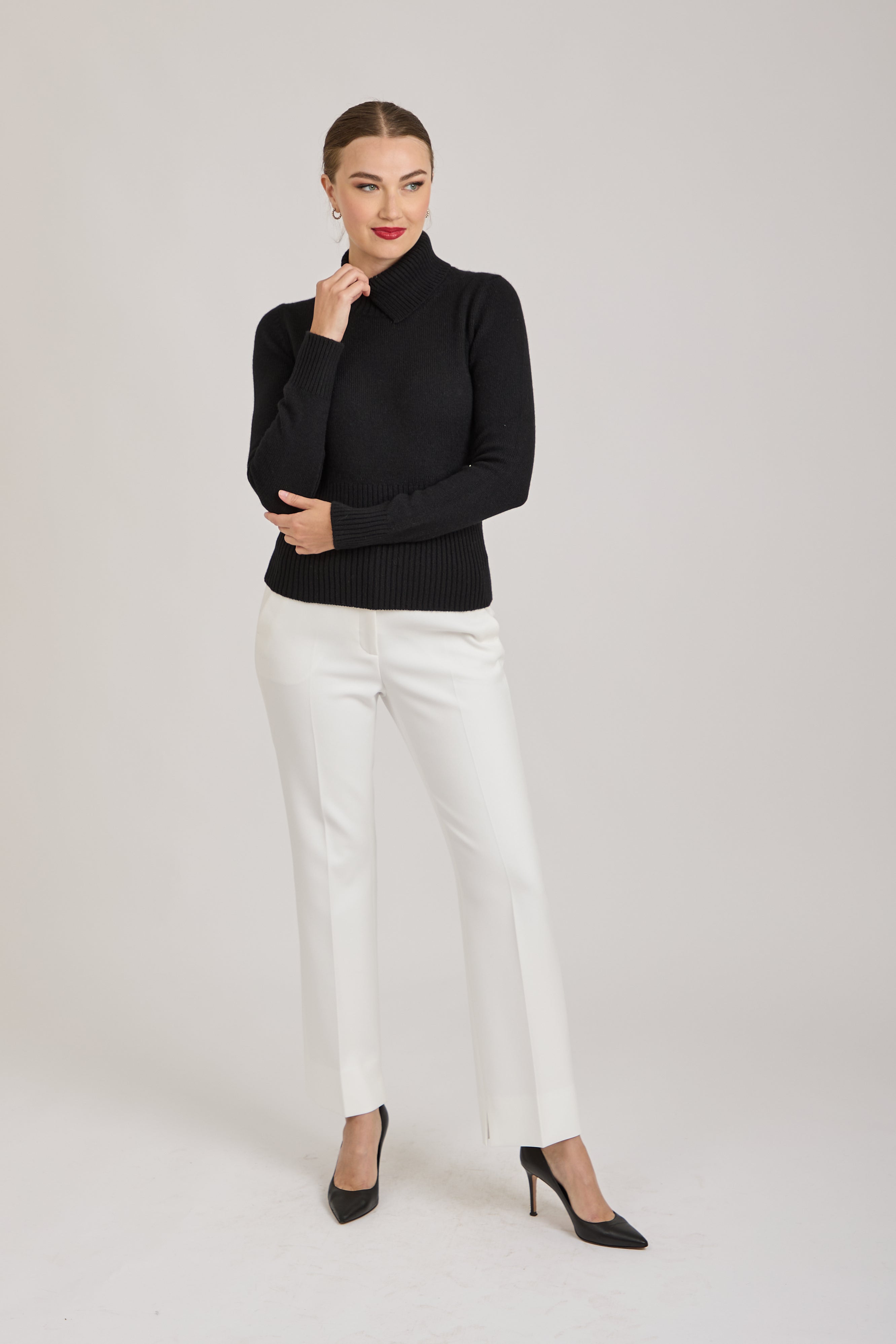 HIGH NECK JUMPER-BLACK