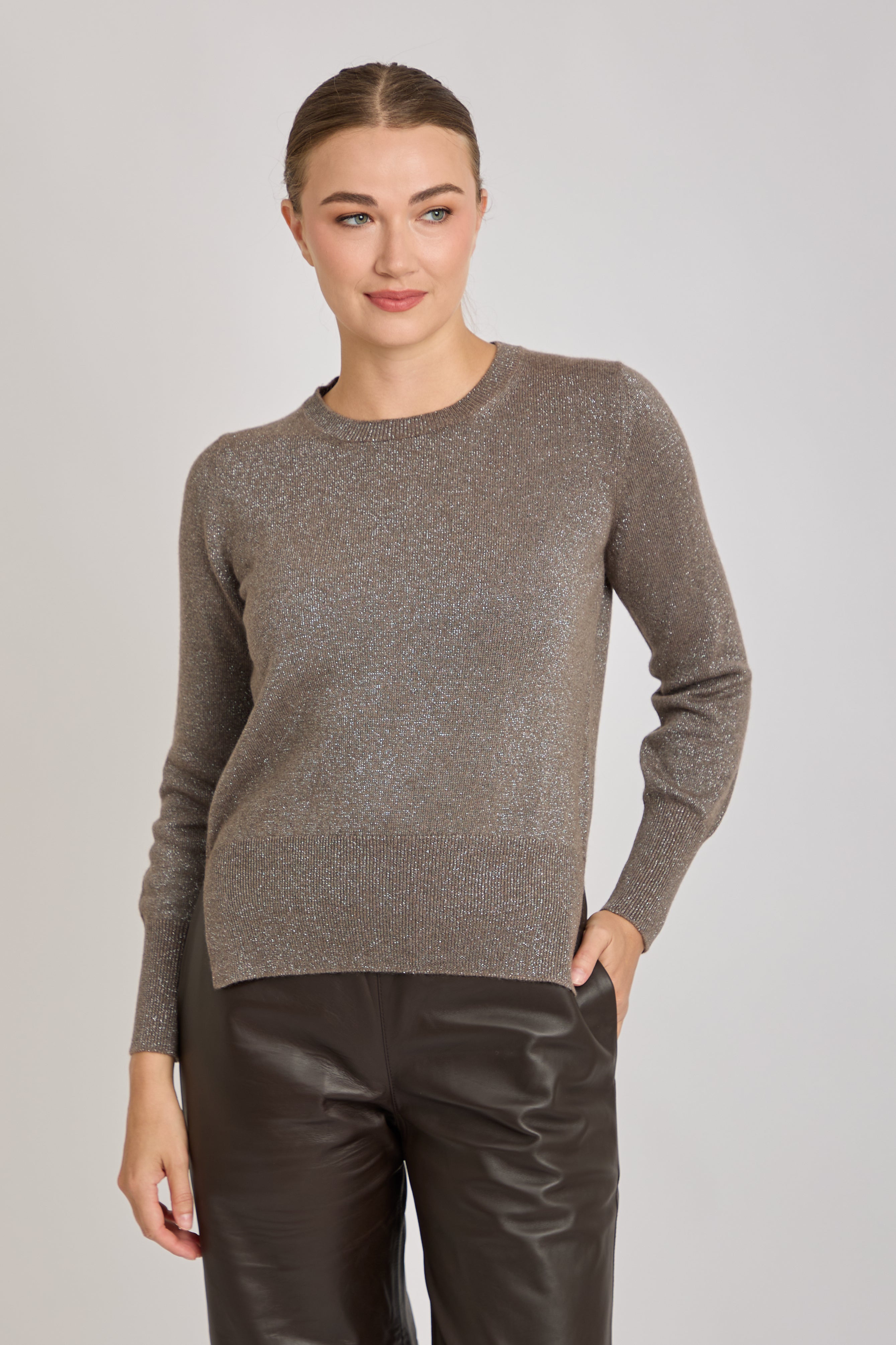 CREW NECK JUMPER- BROWN