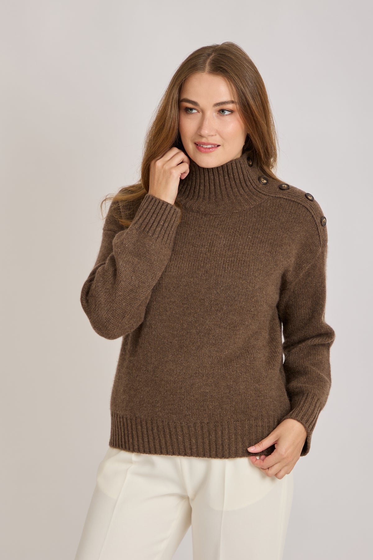 HIGH NECK JUMPER WITH BUTTONS AT THE SHOULDER-MOKA