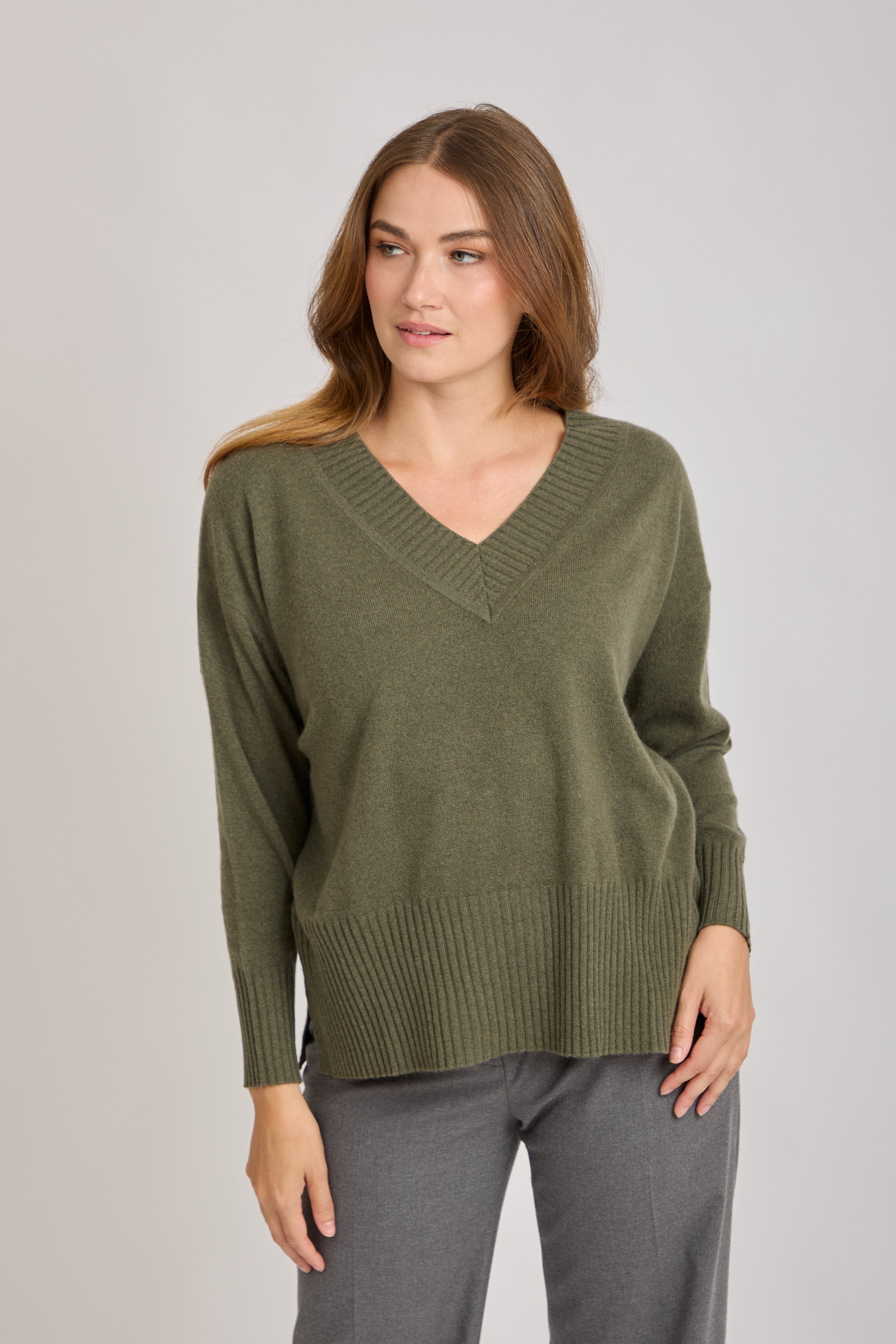 V NECK CASHMERE JUMPER-VEGETAL