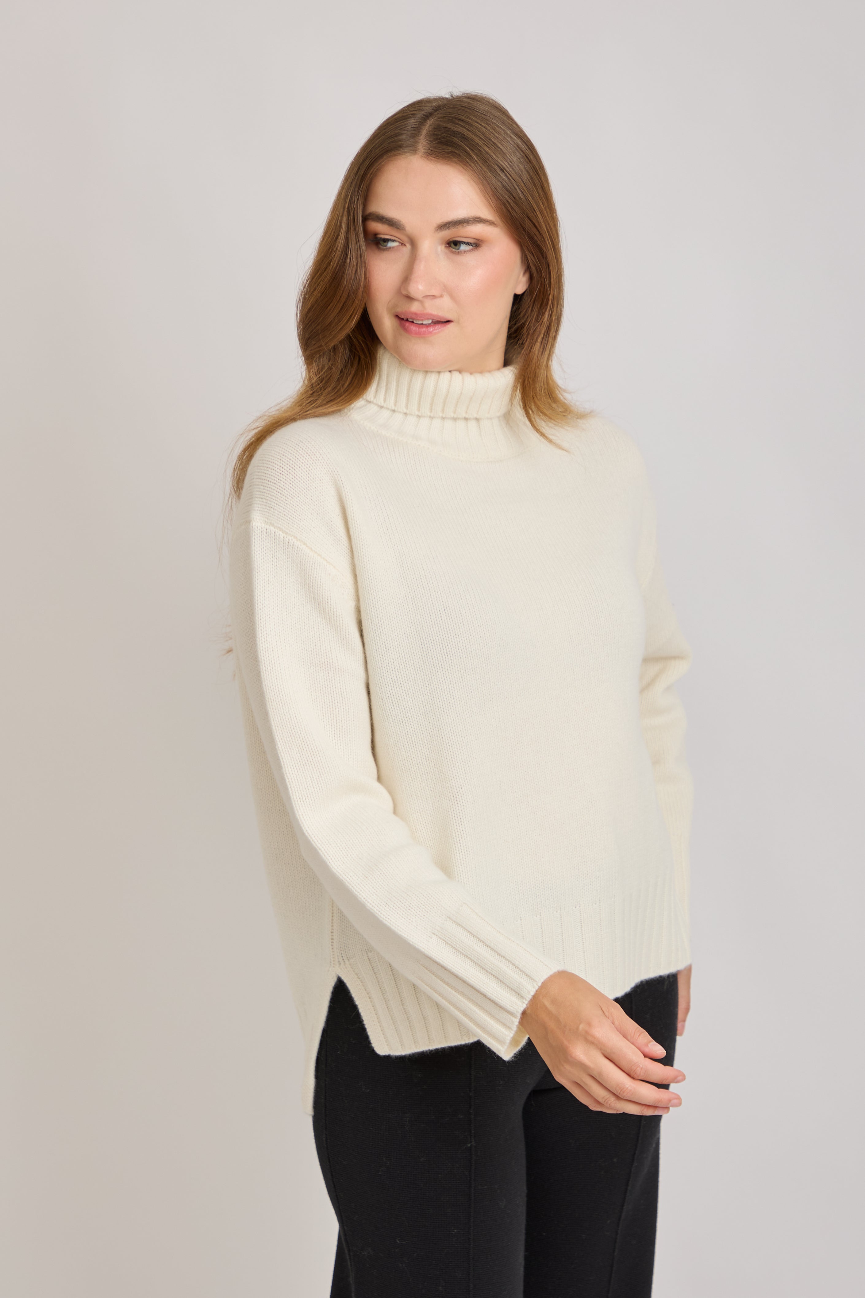 CASHMERE THIN HIGH NECK JUMPER-CREAM
