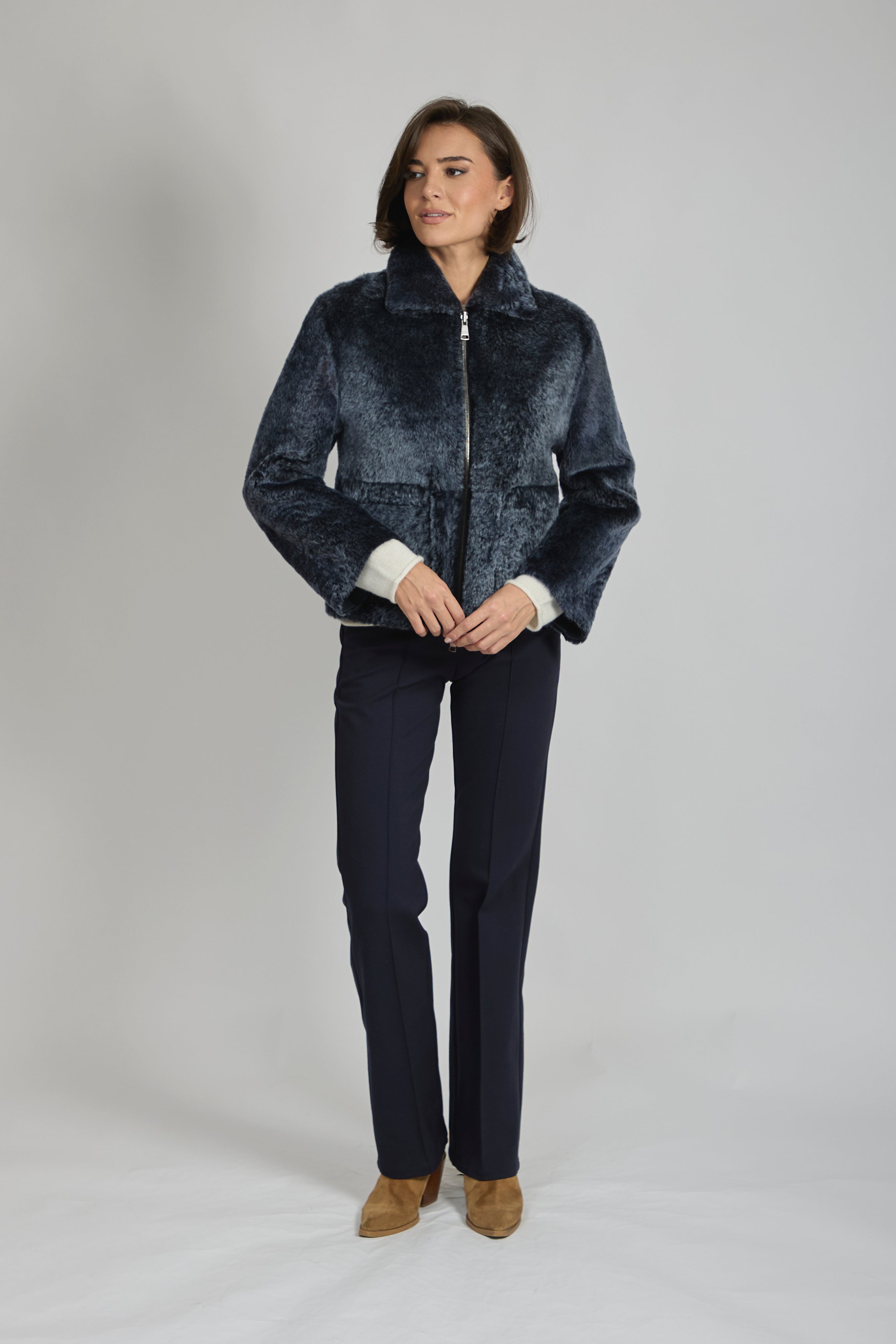 Pantalon évasé en cachemire bleu marine