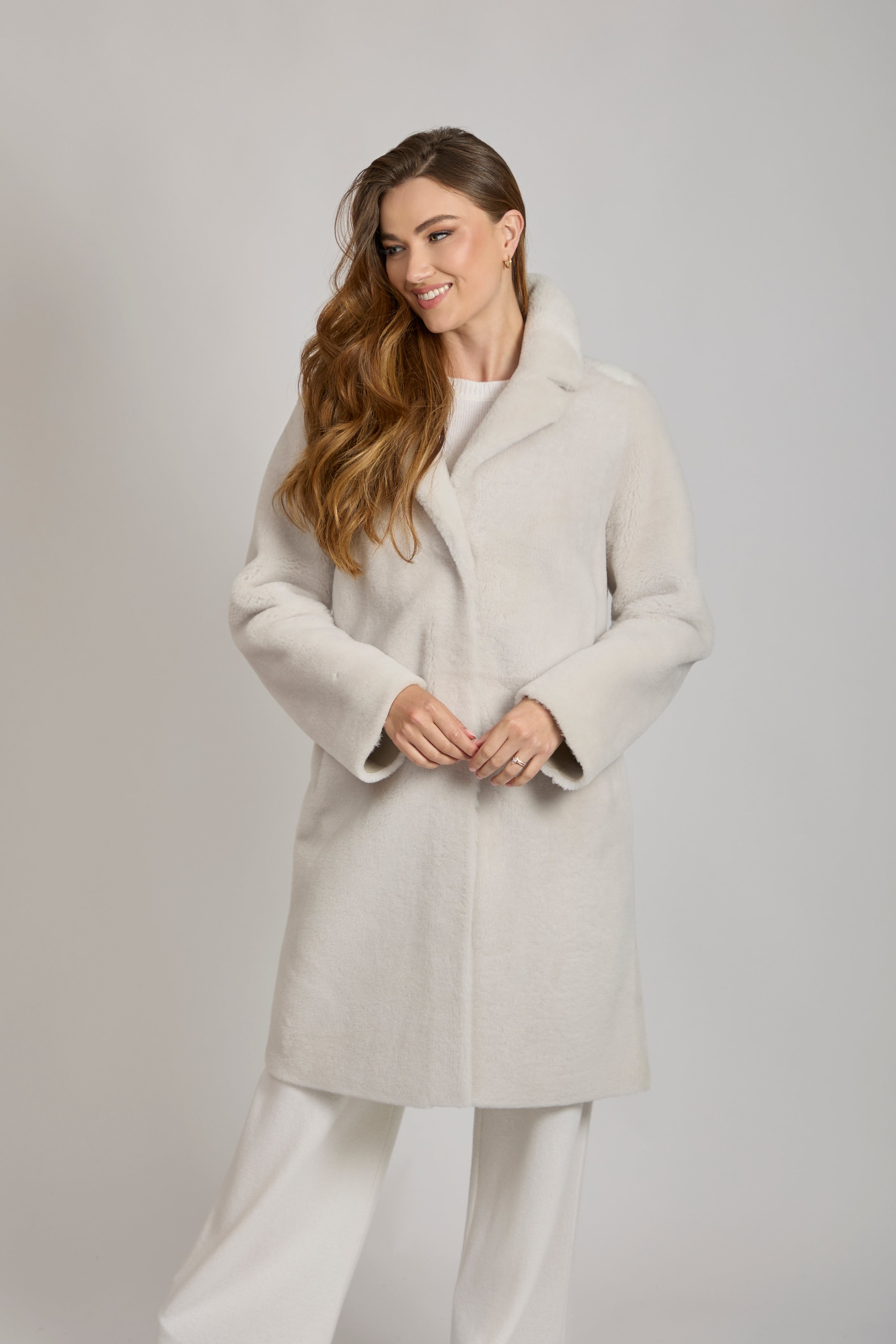 Veste réversible en peau lainée, couleur lait