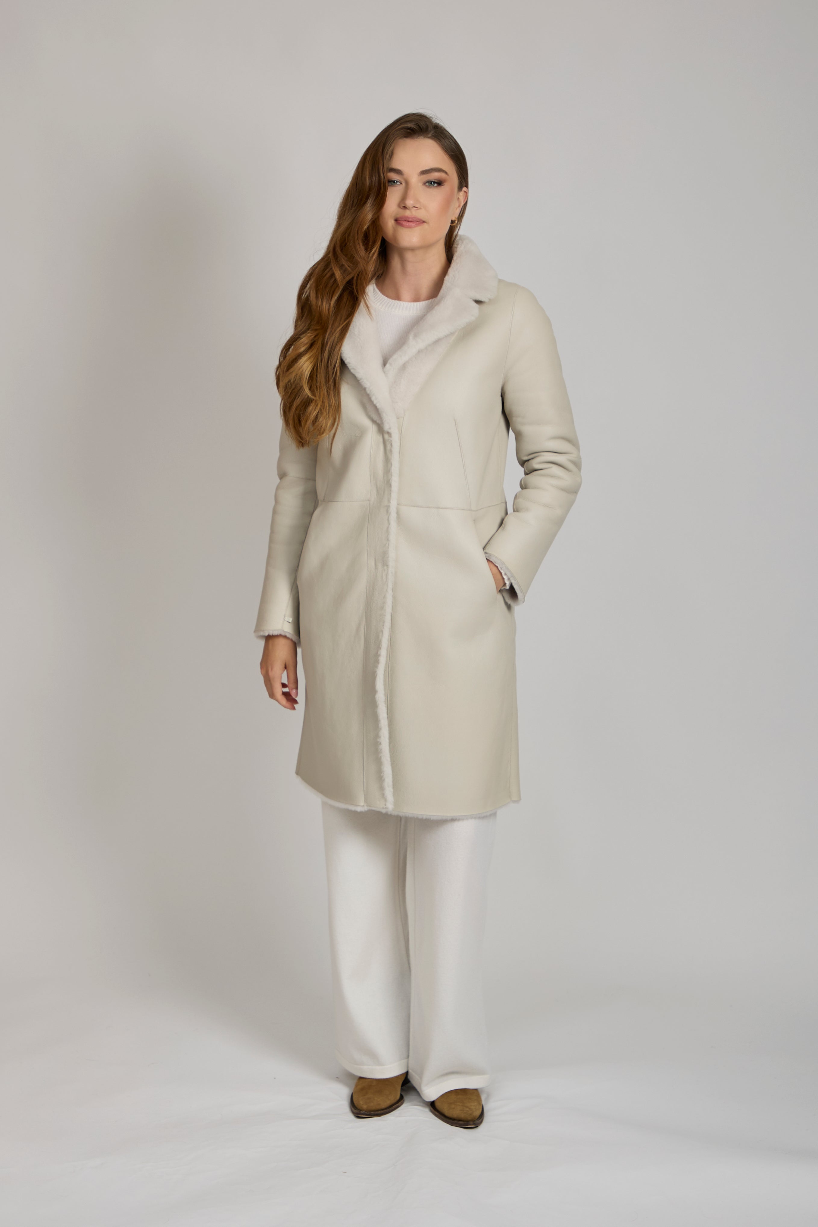 Veste réversible en peau lainée, couleur lait