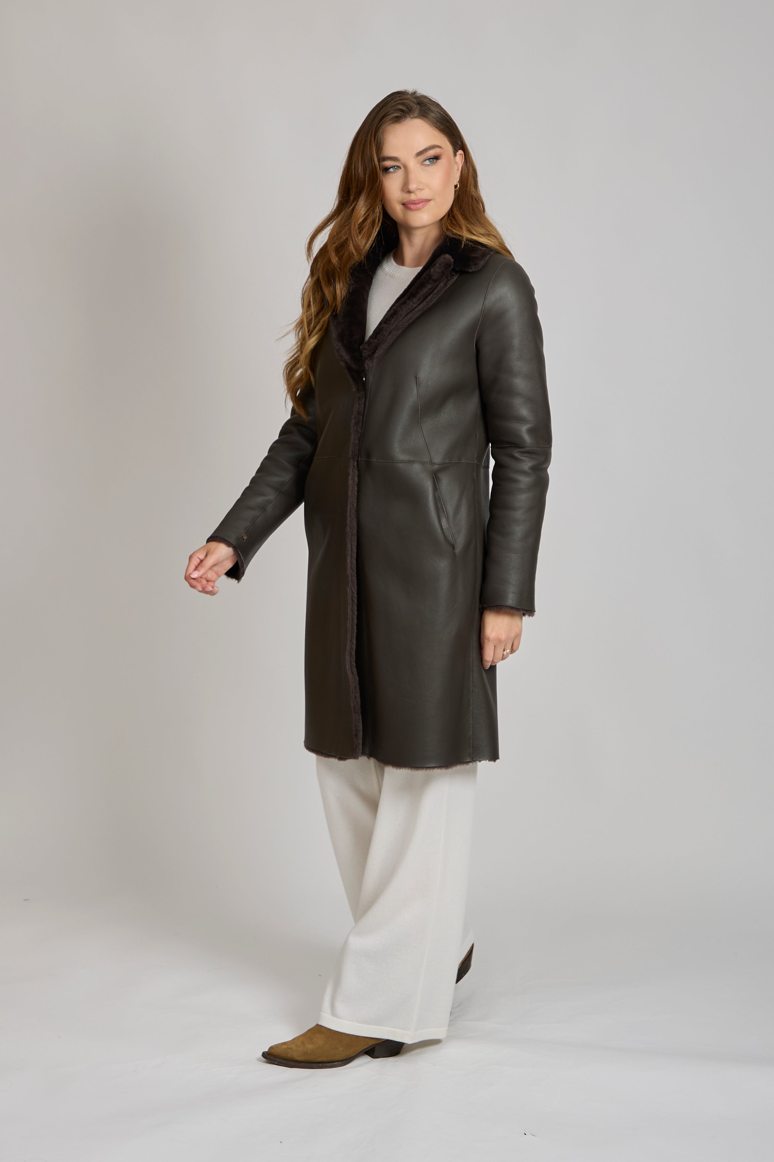 Manteau réversible en peau lainée marron
