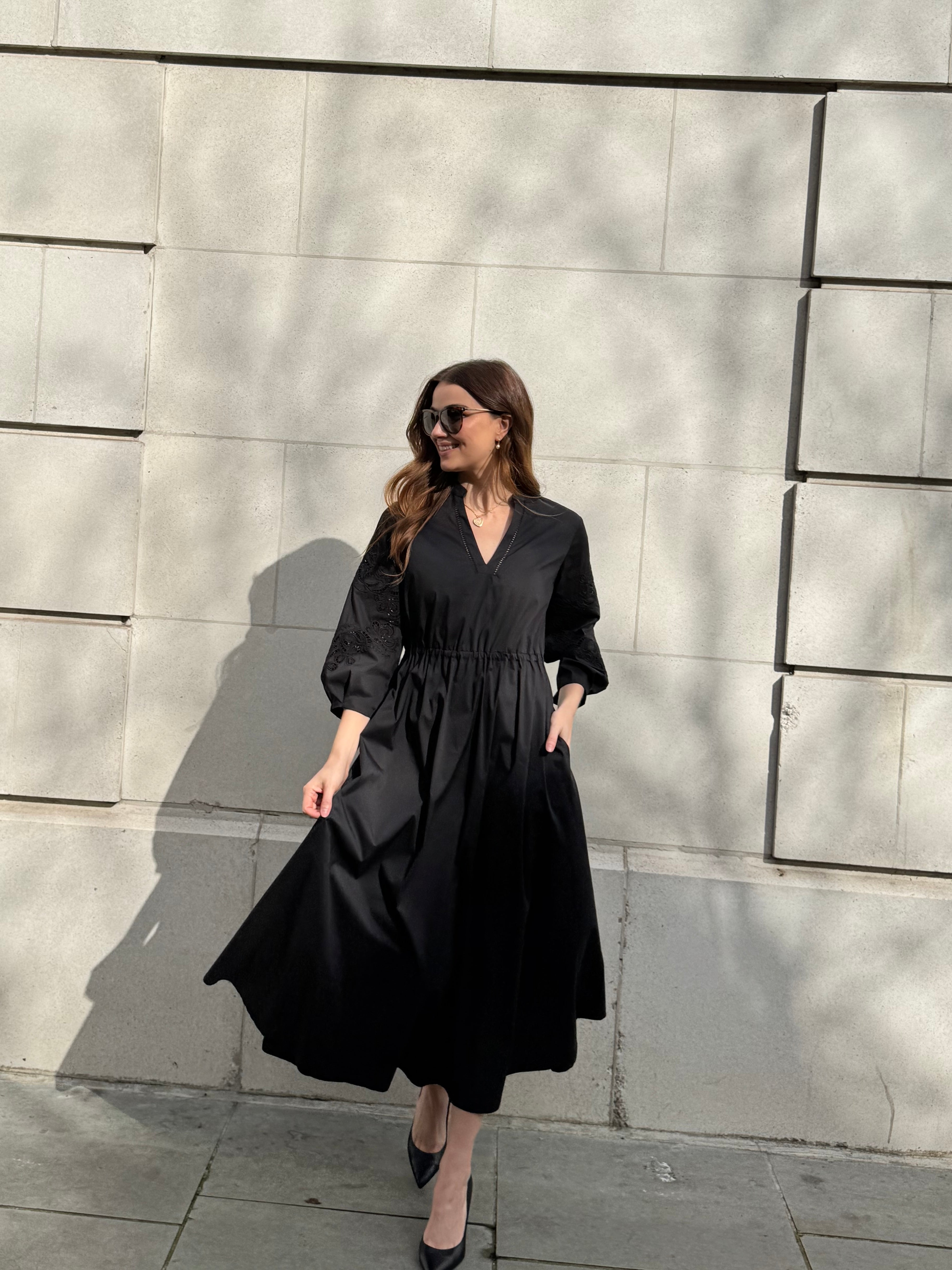 EMBROIDERY DRESS-BLACK