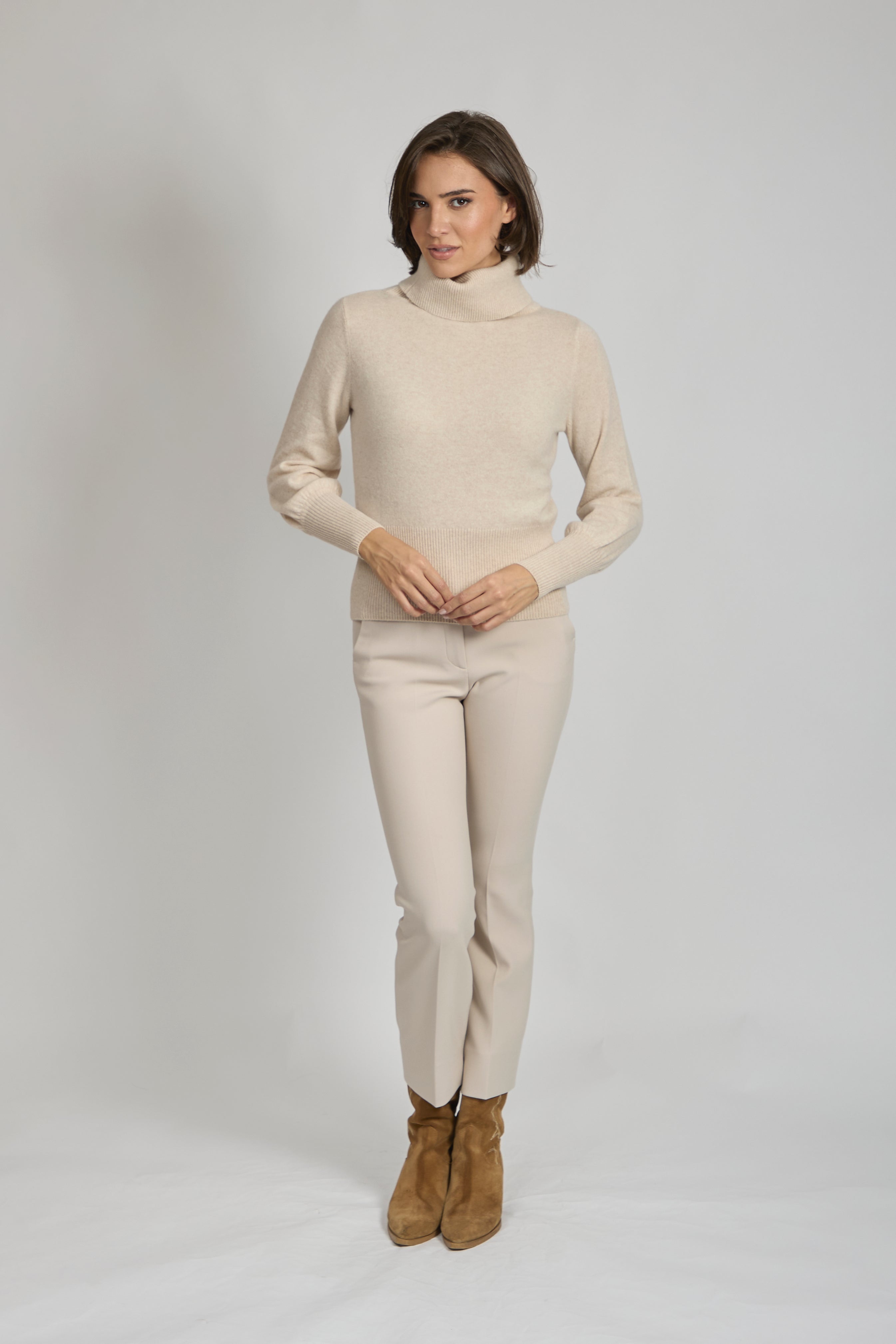 Divine Cashmere roll-neck cashmere sweater with balloon sleeves and ribbed cuffs