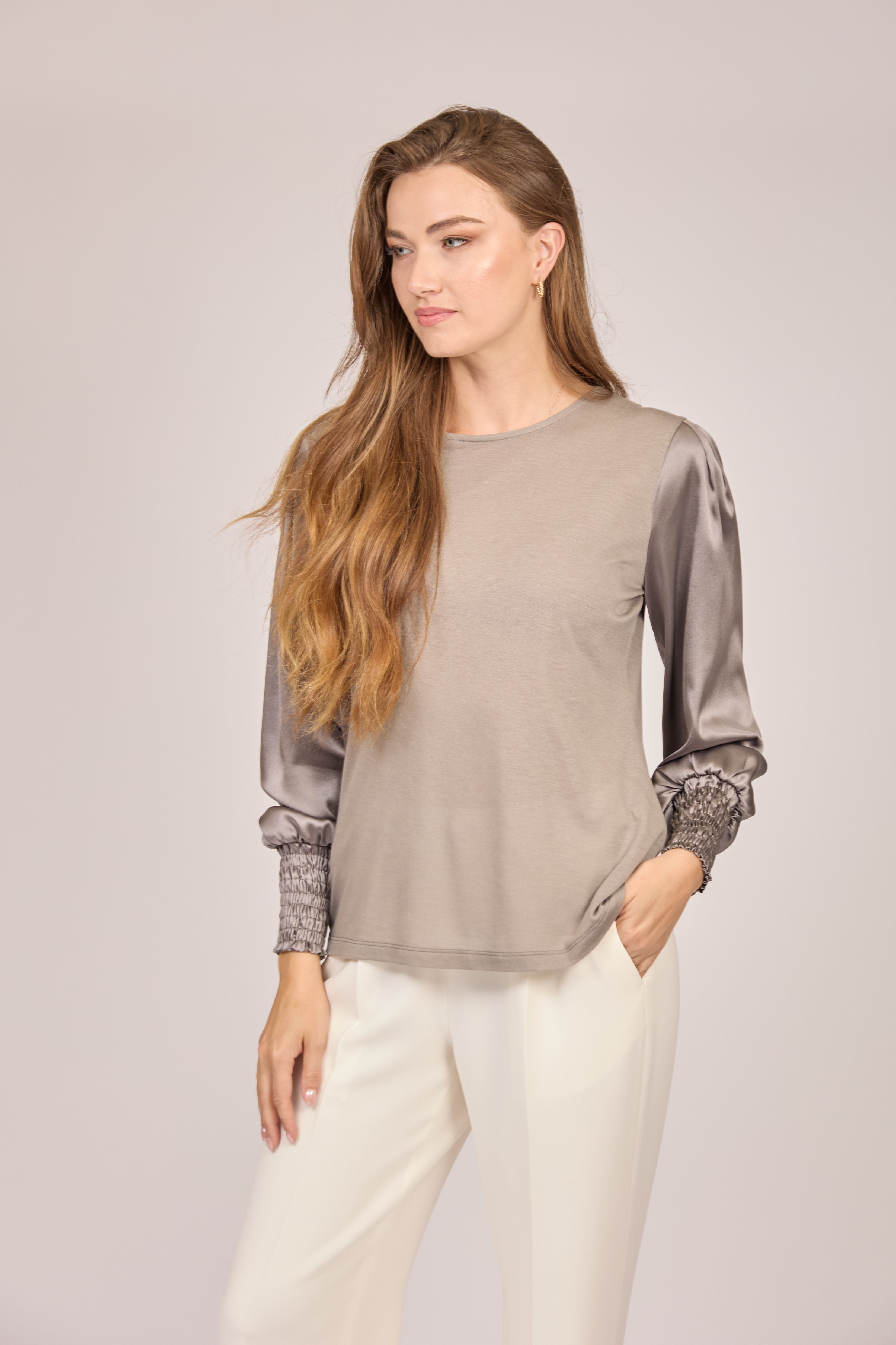Cashmere knit top with silk sleeves, relaxed silhouette and ribbed hem