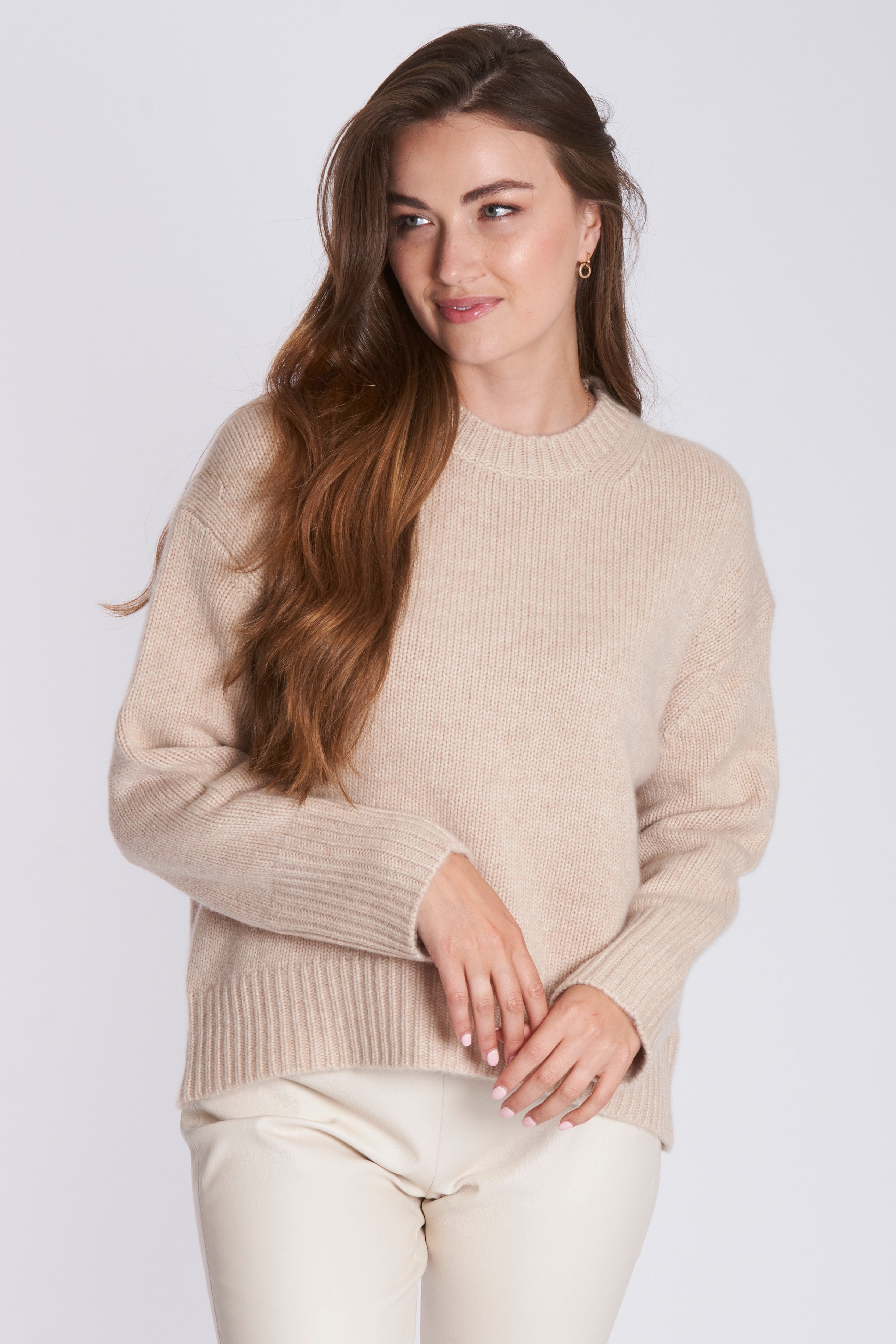 Thick cashmere crew neck jumper with chunky knit texture and ribbed neckline and cuffs.