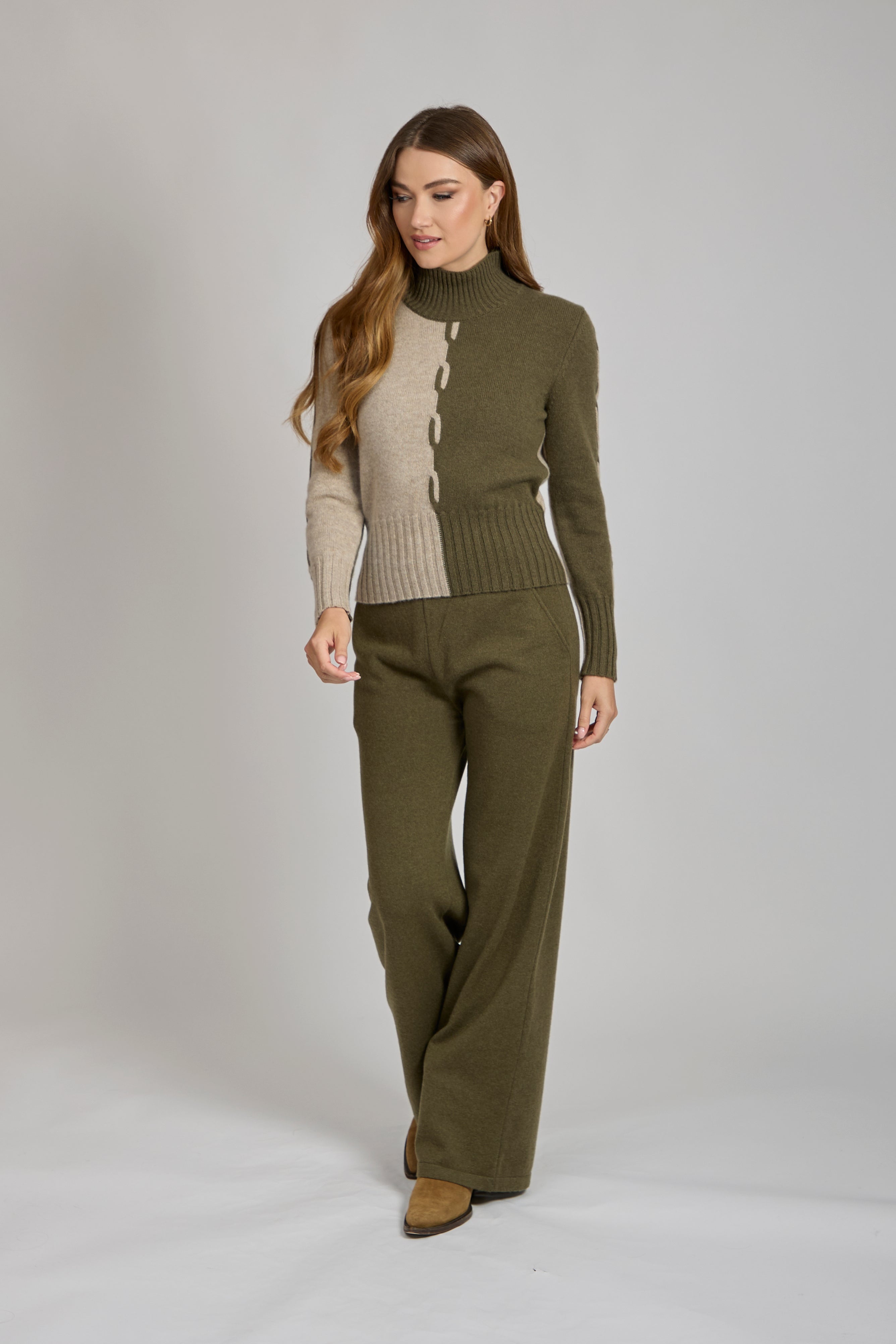 High-neck cashmere jumper with relaxed silhouette