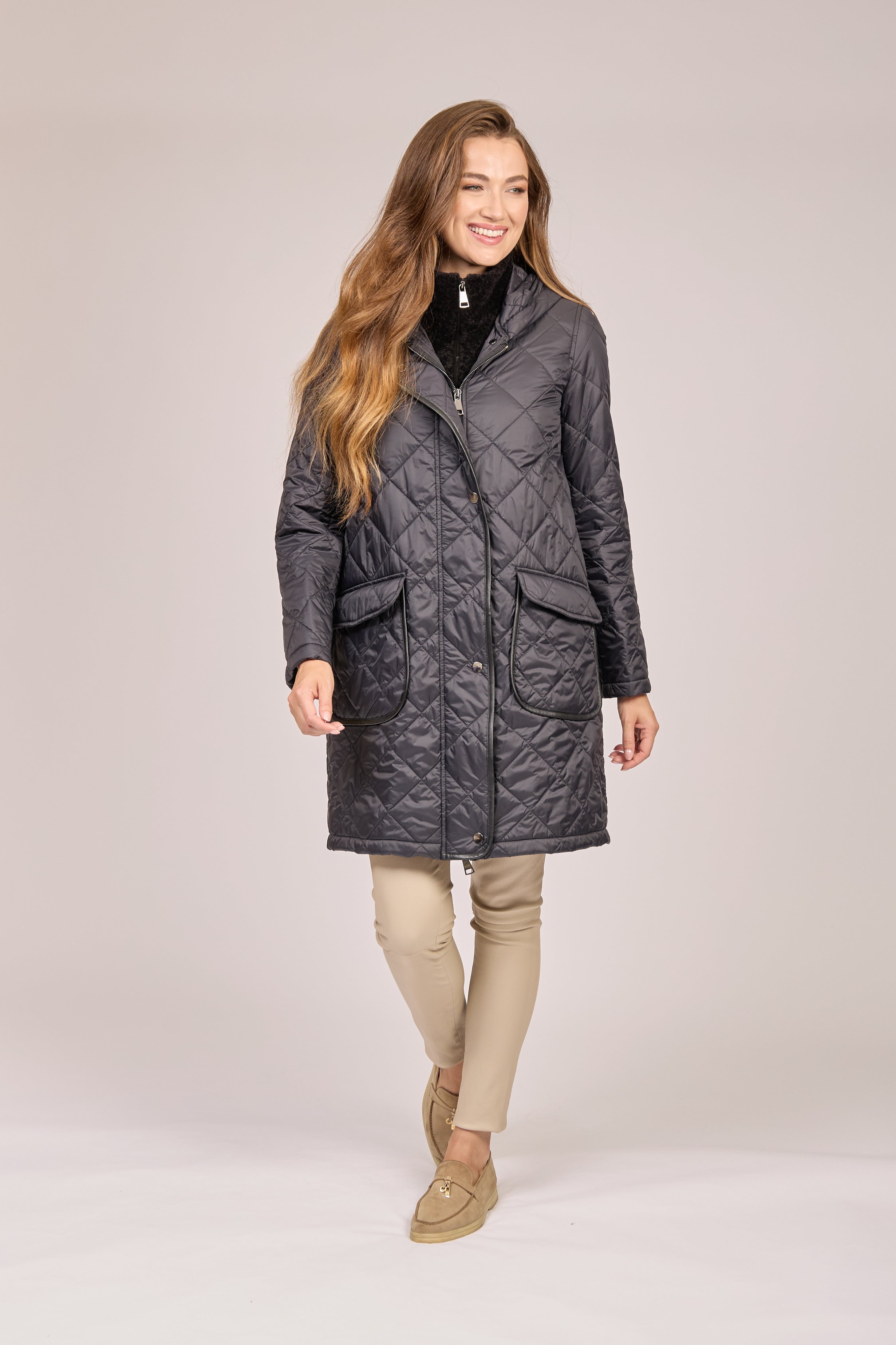 Divine Cashmere hooded quilted coat with stitched panel quilting