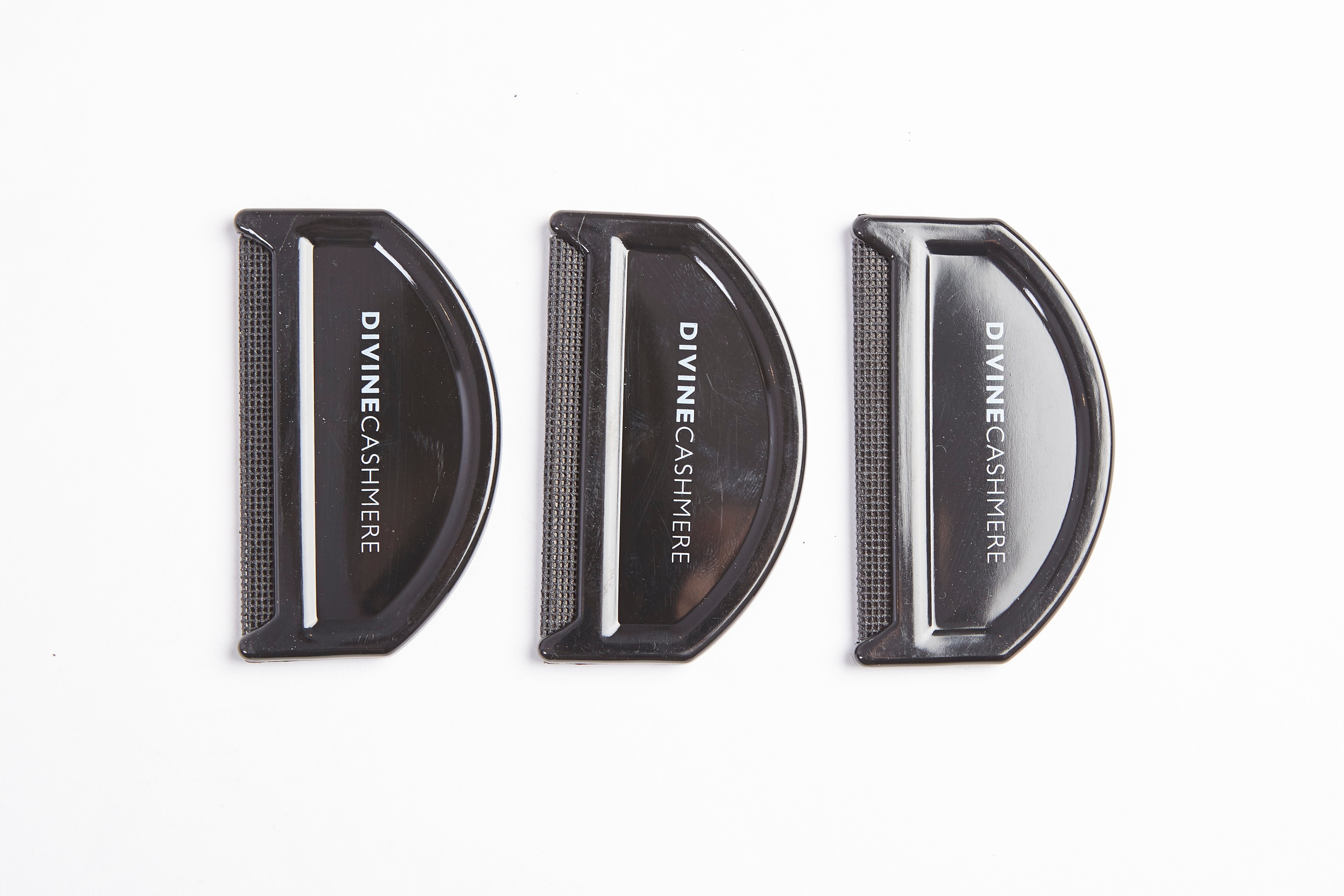 Handheld pilling comb for cashmere garments, small metal teeth tool for removing pills