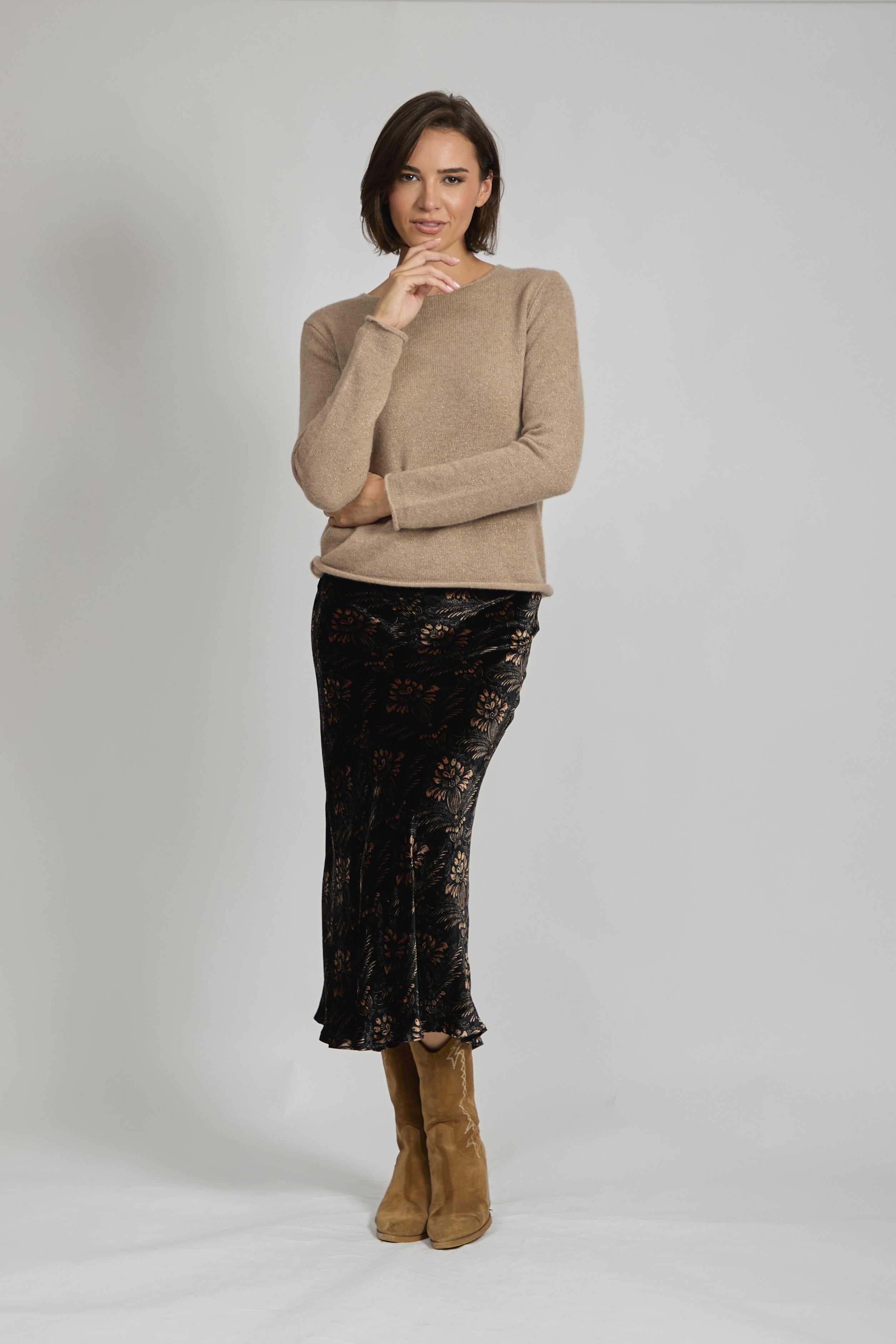 Divine Cashmere printed velvet midi skirt with all-over pattern and mid-length silhouette