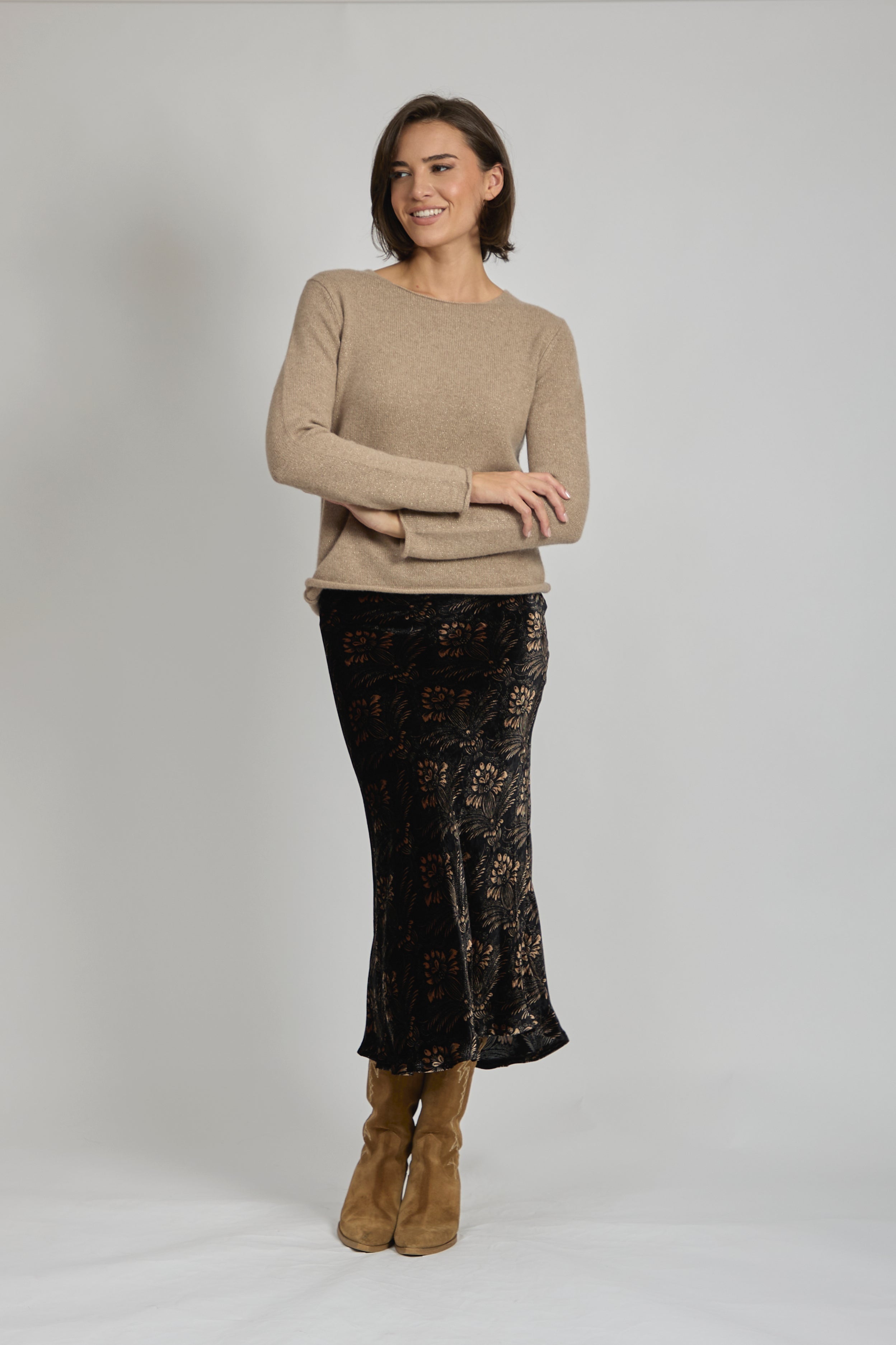 Divine Cashmere printed velvet midi skirt with all-over pattern and mid-length hem.