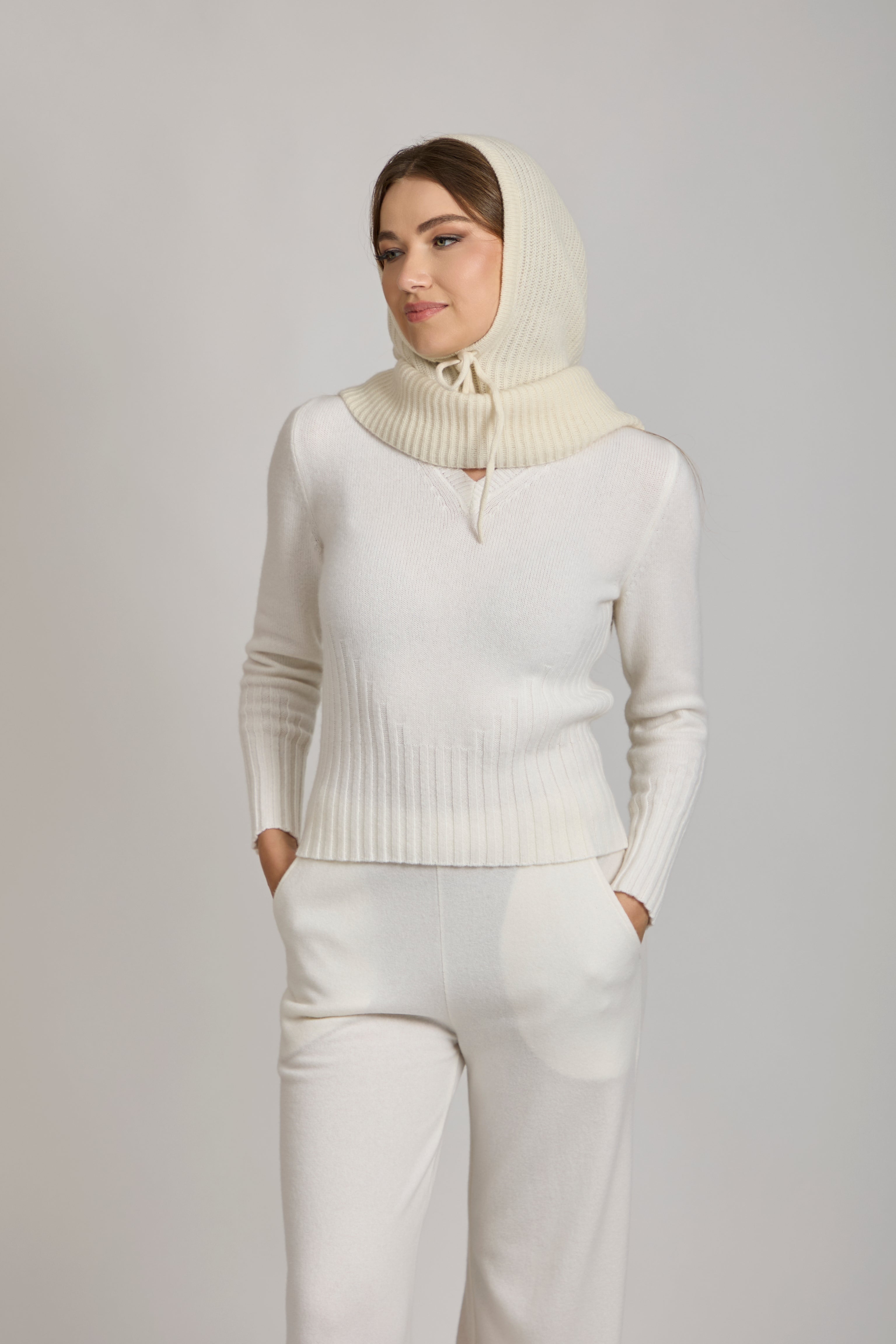 Pure cashmere hood, soft knit with a relaxed draped silhouette.