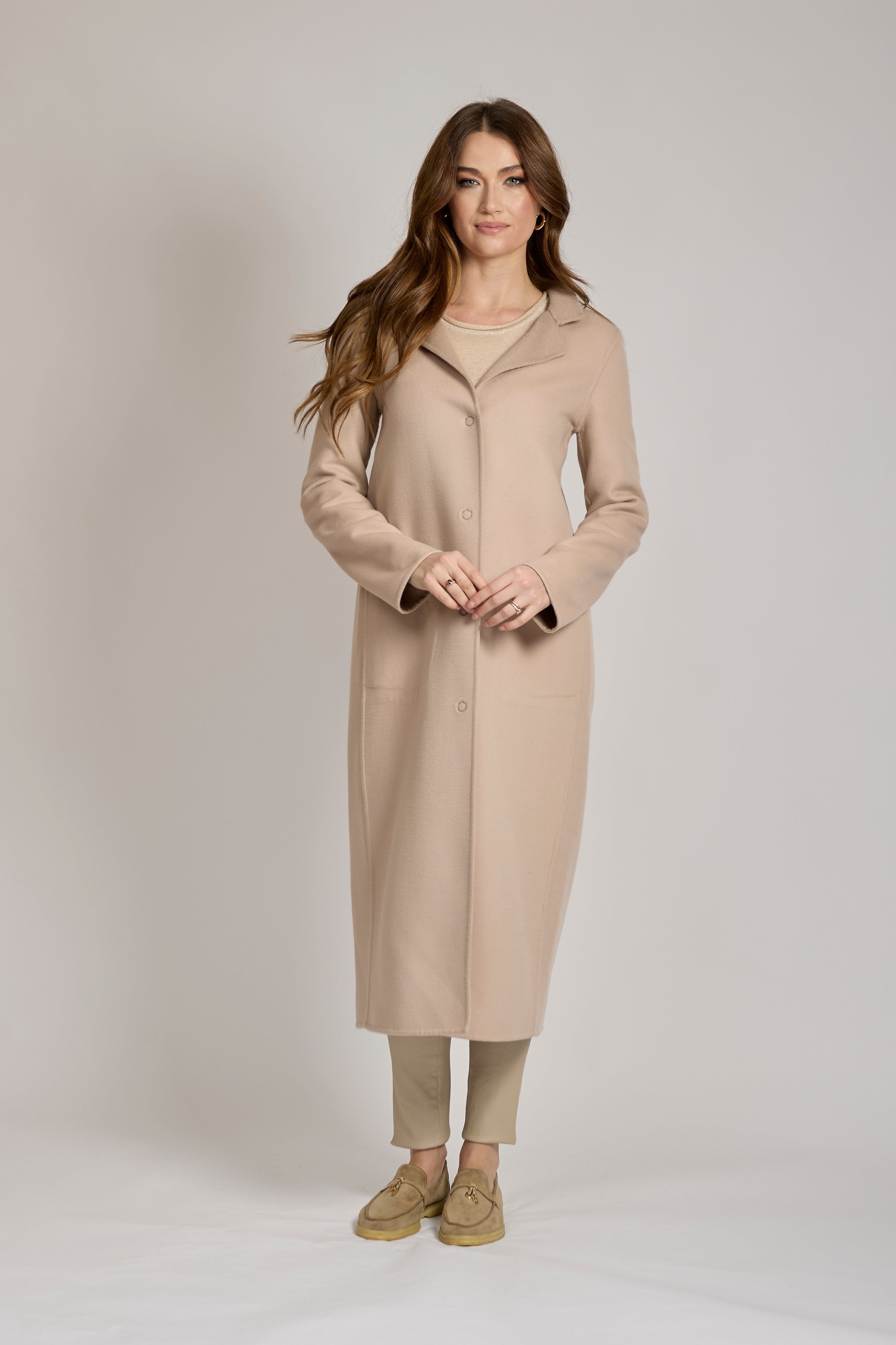 Reversible cashmere coat from Divine Cashmere, minimal silhouette with clean lines and long sleeves