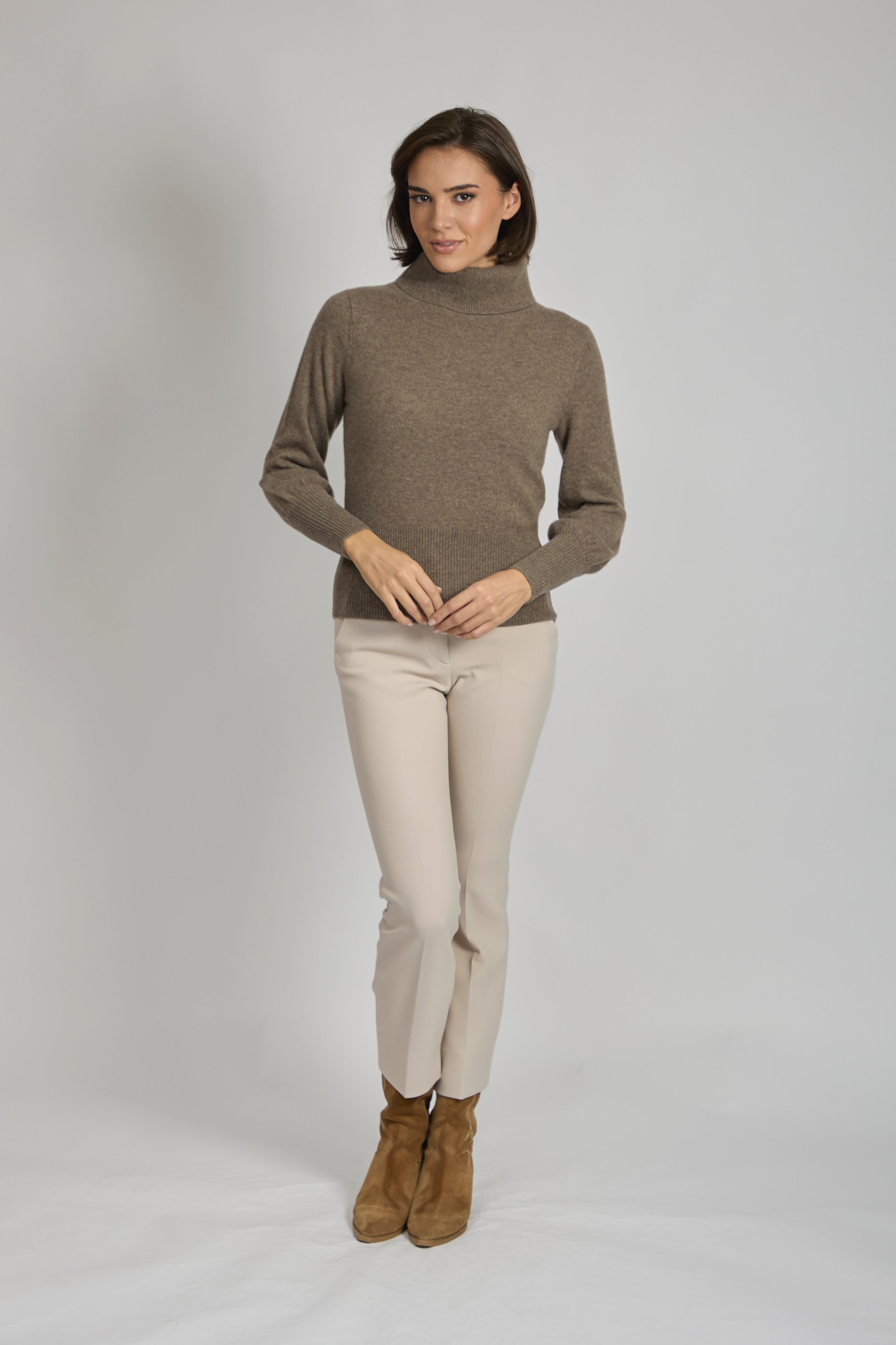 Divine Cashmere roll-neck cashmere jumper with balloon sleeves and relaxed silhouette