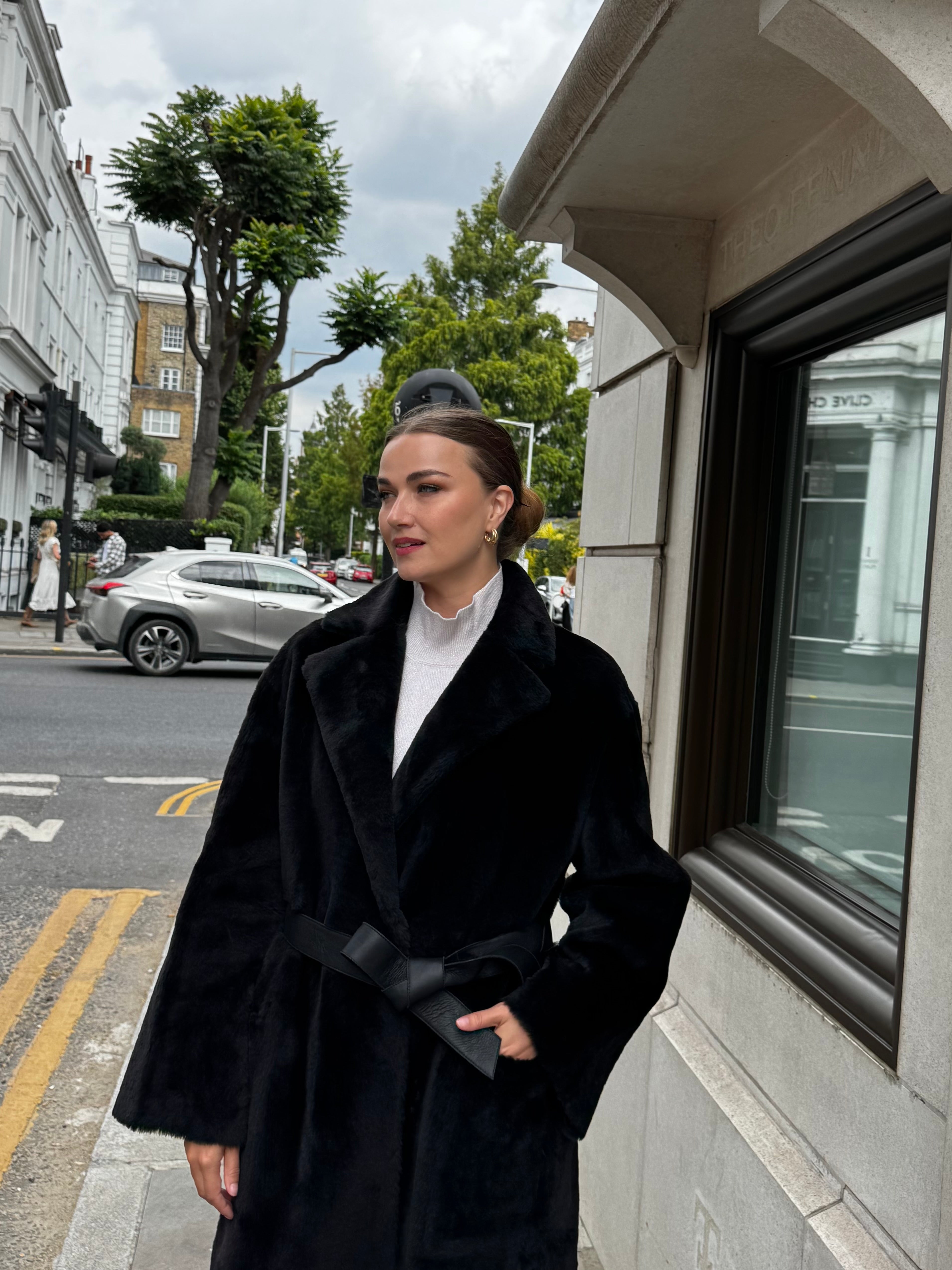 REVERSIBLE SHEARLING COAT-BLACK