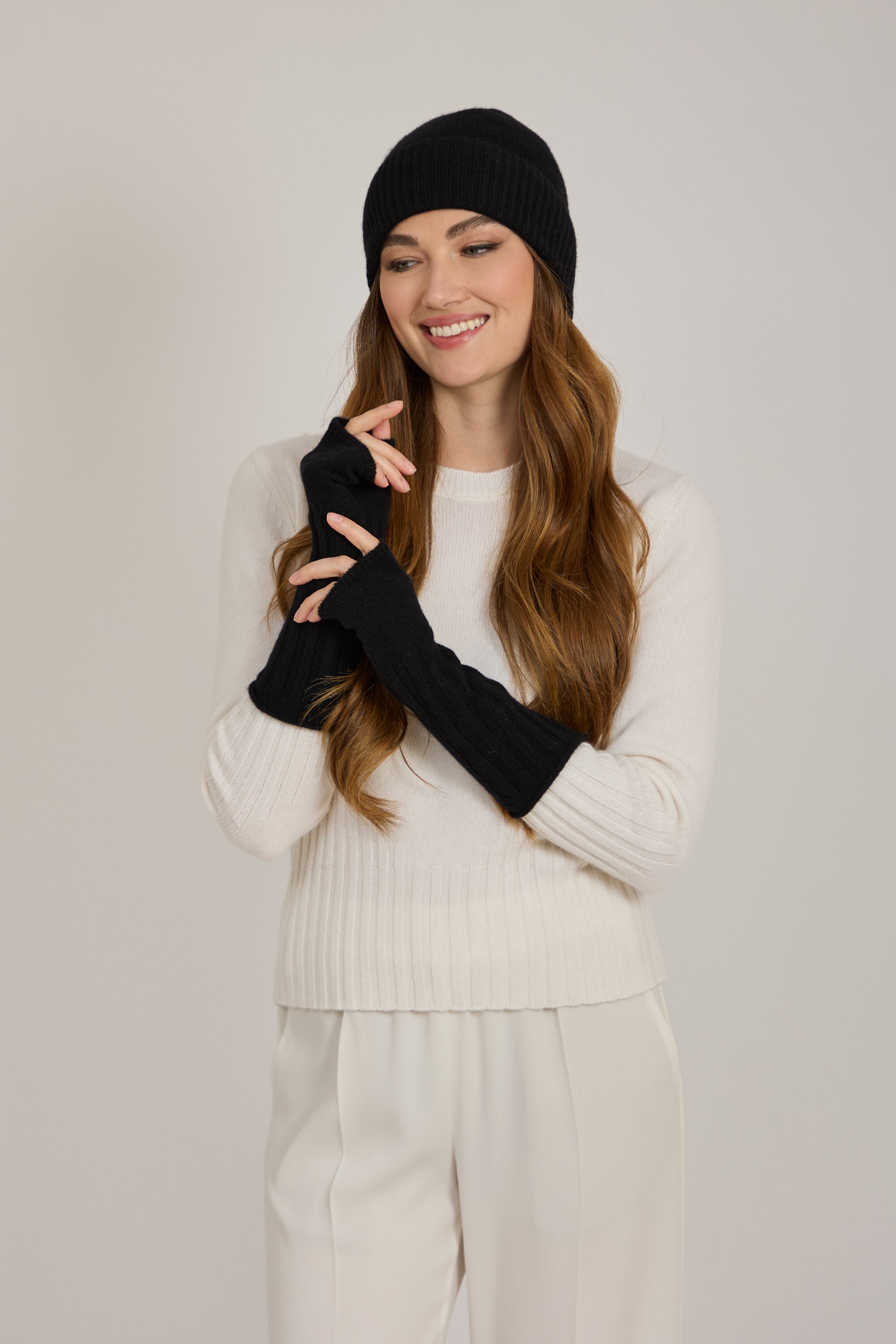 CASHMERE MITTENS-BLACK