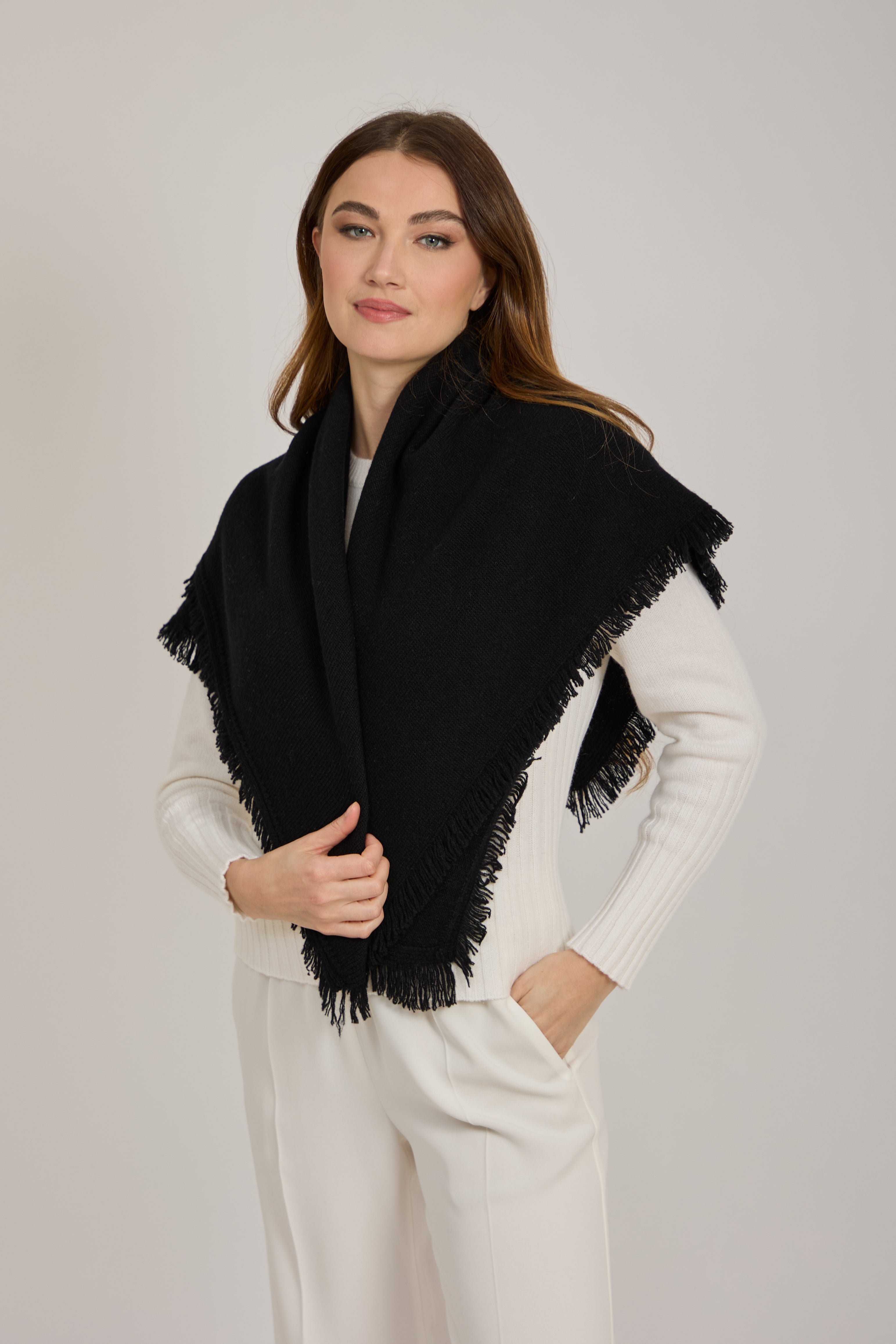 CASHMERE FRINGE SCARF-BLACK