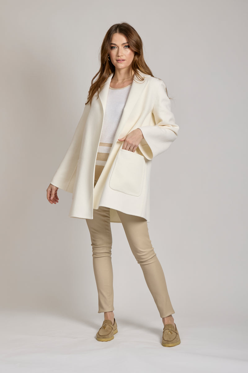 COAT WITH BELT	-MILK