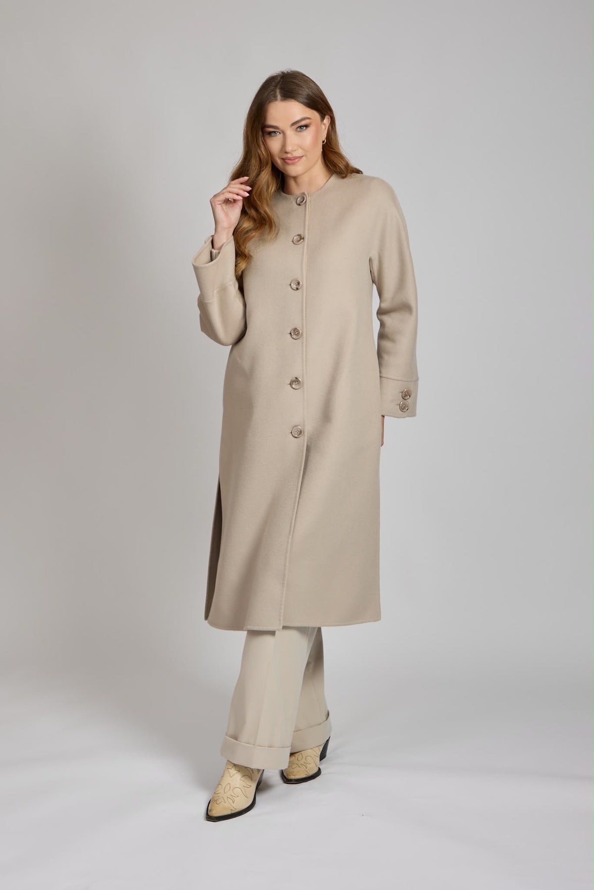 LONG COAT - BEIGE