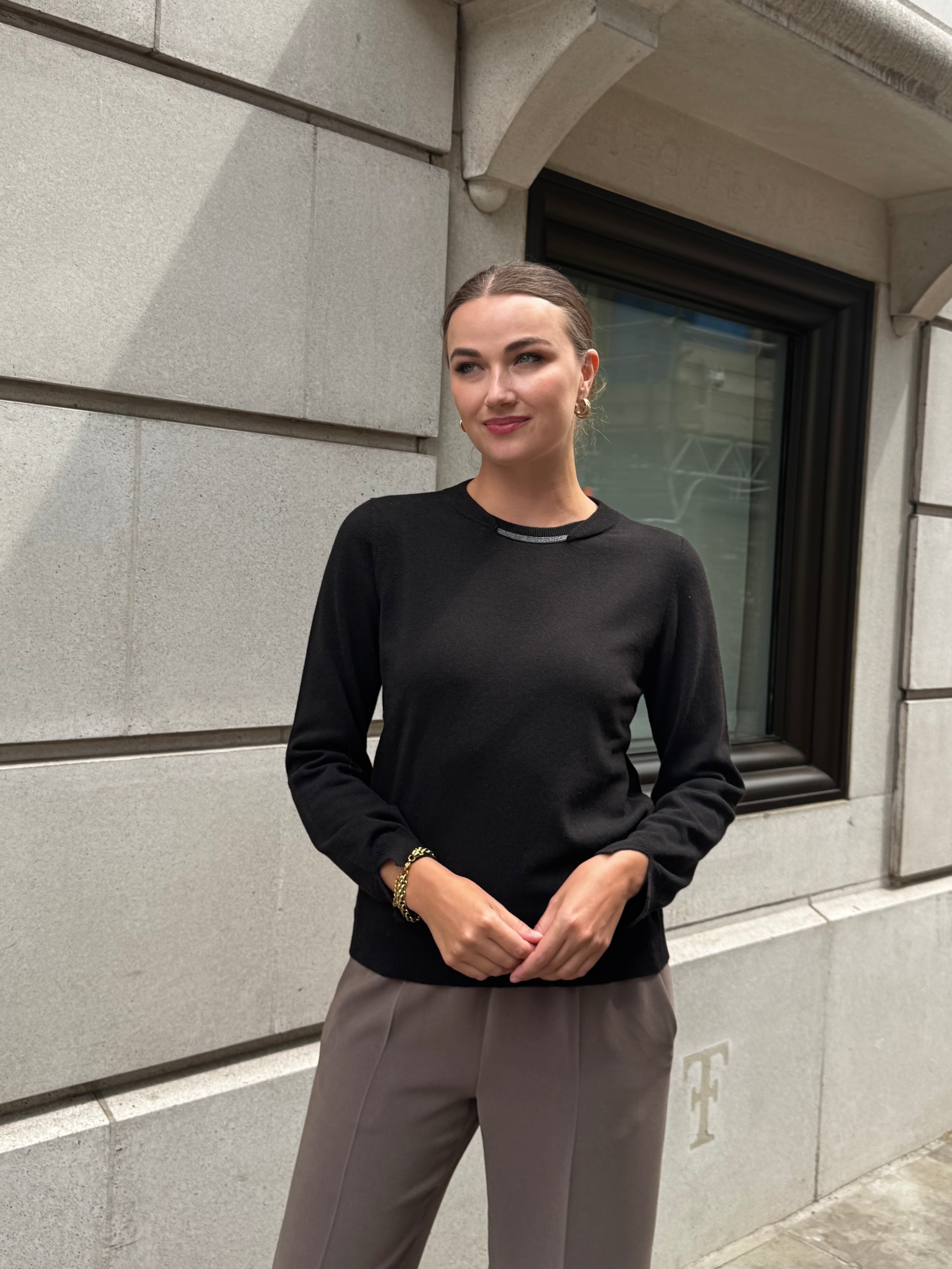 CASHMERE JUMPER WITH DETAILS- BLACK