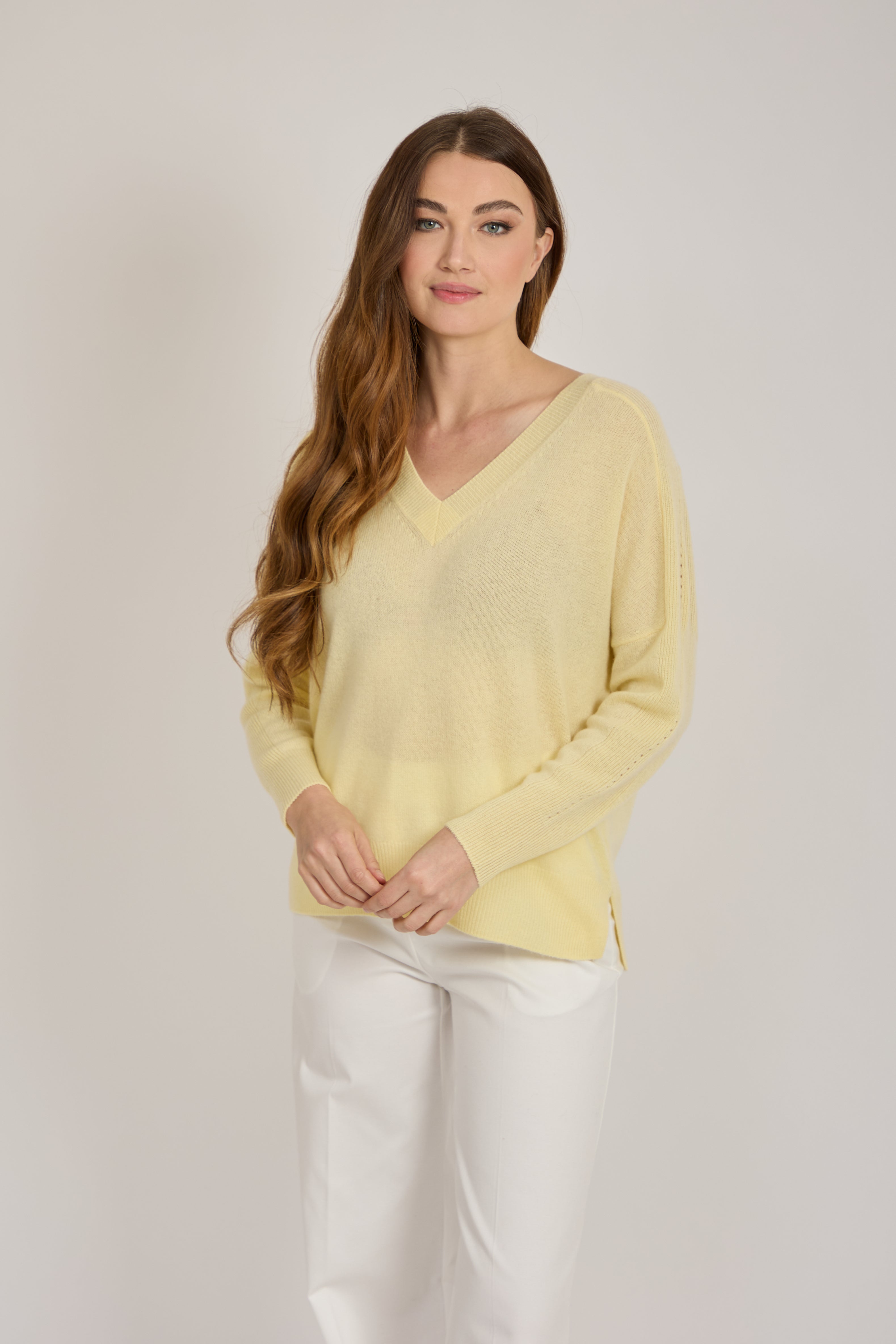 V-NECK CASHMERE JUMPER - YELLOW