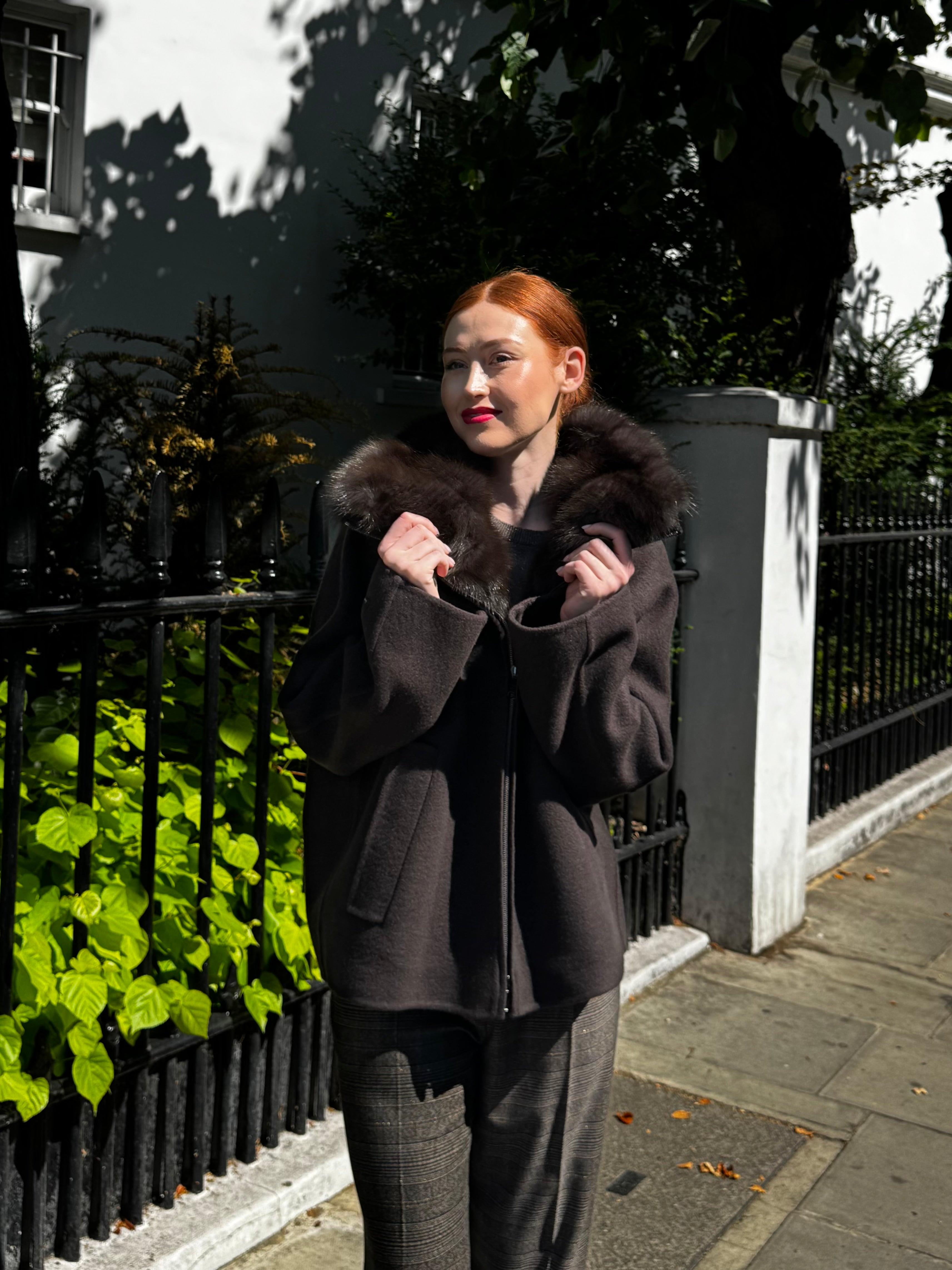 SHORT JACKET WITH SABLE COLLAR-CARRUBA