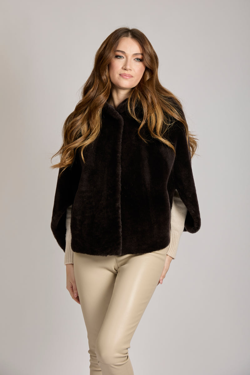 REVERSIBLE SHEARLING CAPE-BROWN