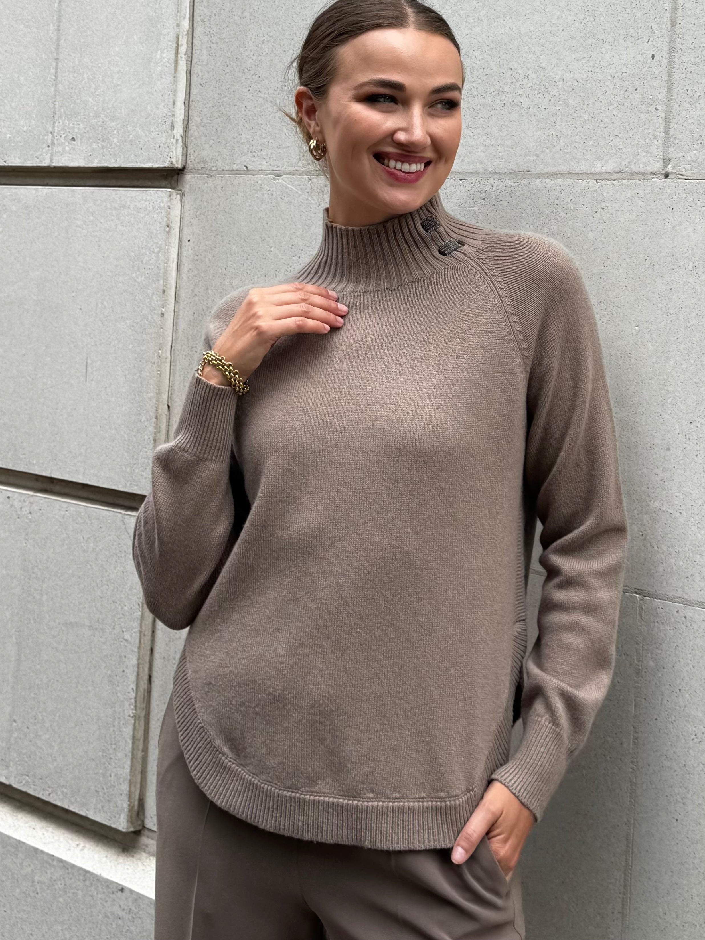 CASHMERE JUMPER WITH DETAILS-TAUPE