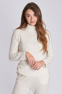 TURTLE NECK CABLE DETAILS - CREME