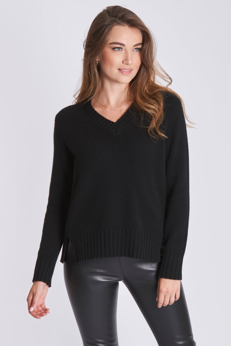 V NECK JUMPER - NERO